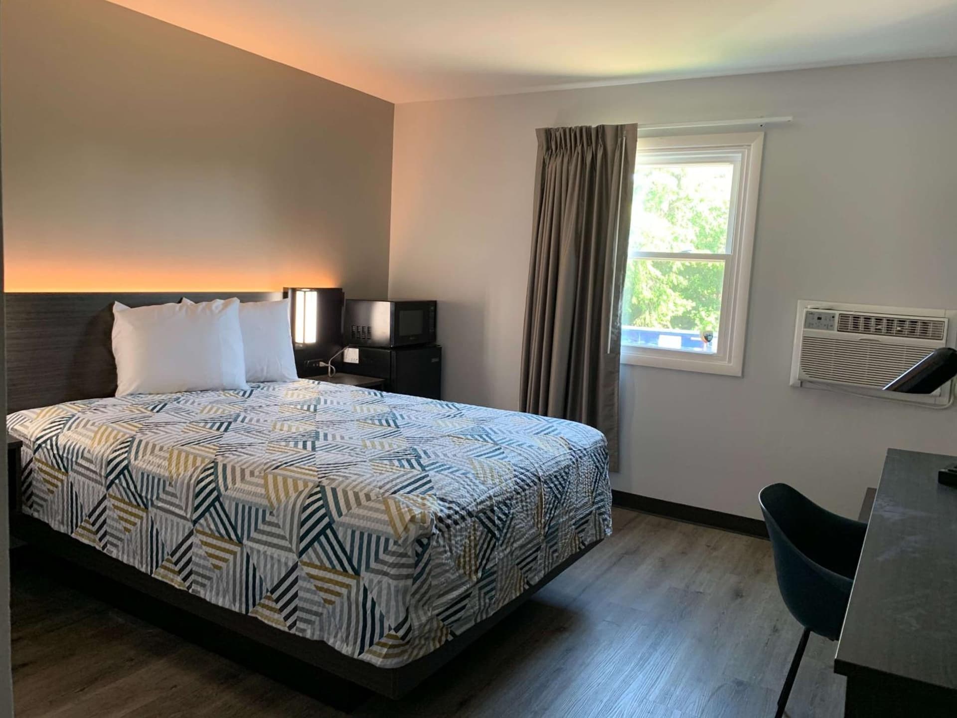 Motel 6 Rockford, Il interior in Rockford, IL — gallery photo 2