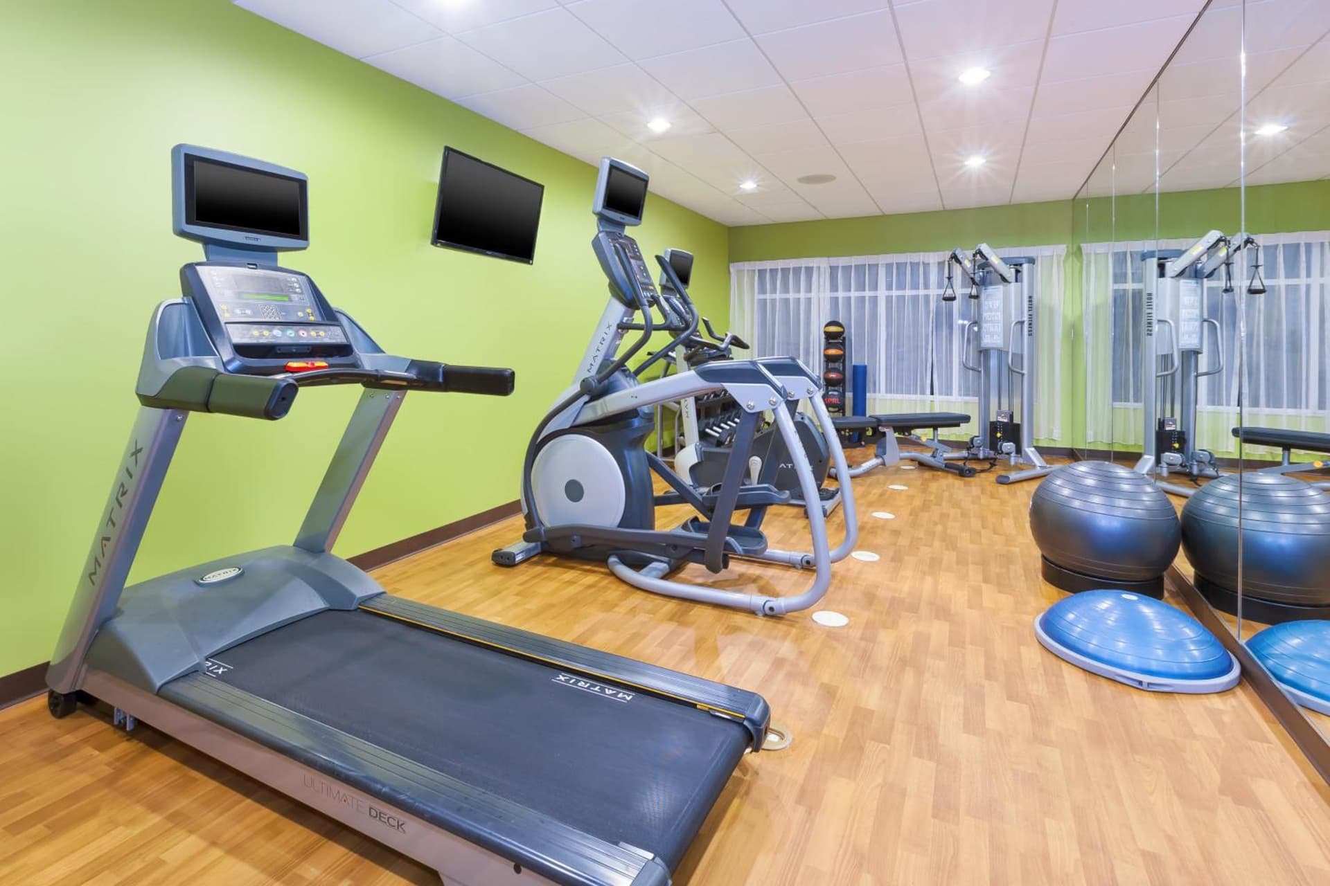 Holiday Inn Express & Suites Southport - Oak Island Area by IHG gallery photo in Oak Island, NC — image 11