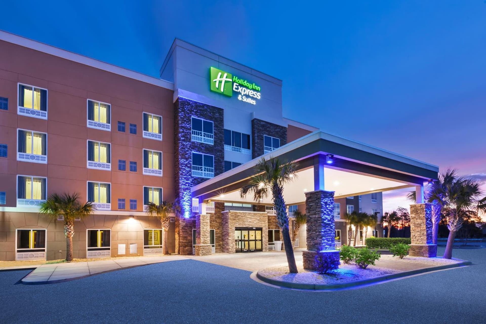 Holiday Inn Express & Suites Southport - Oak Island Area by IHG interior in Oak Island, NC — gallery photo 2