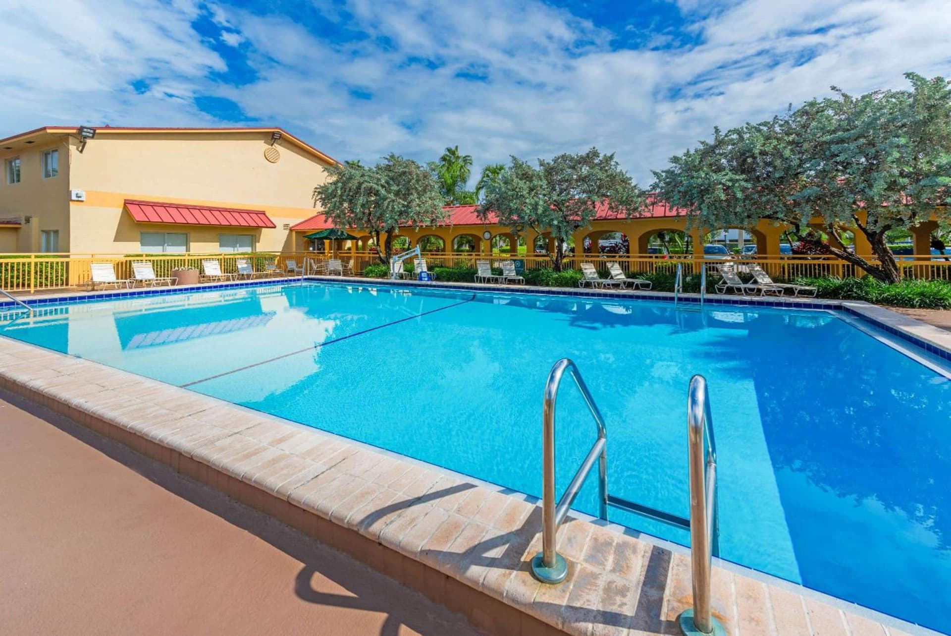 La Quinta by Wyndham Fort Lauderdale Pompano Beach gallery photo in Fort Lauderdale, FL — image 13