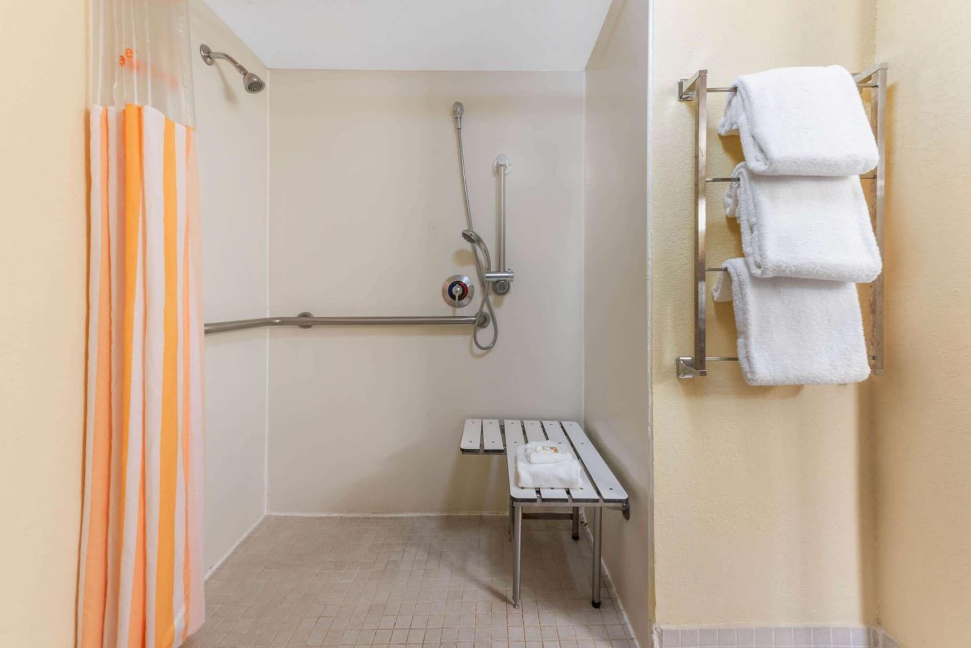 La Quinta by Wyndham Fort Lauderdale Pompano Beach gallery photo in Fort Lauderdale, FL — image 22