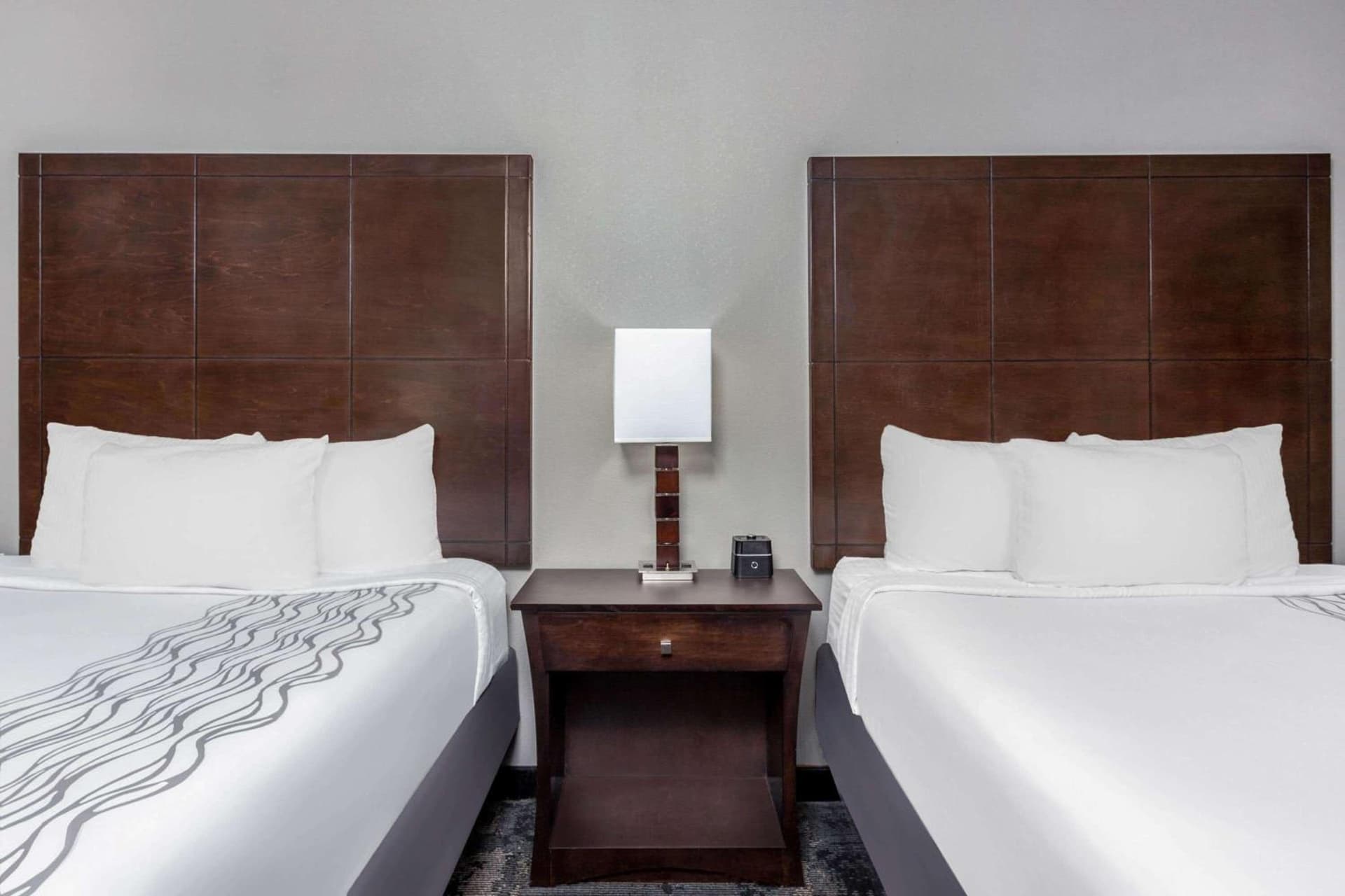 La Quinta by Wyndham Columbus - Edinburgh gallery photo in Columbus, IN — image 15