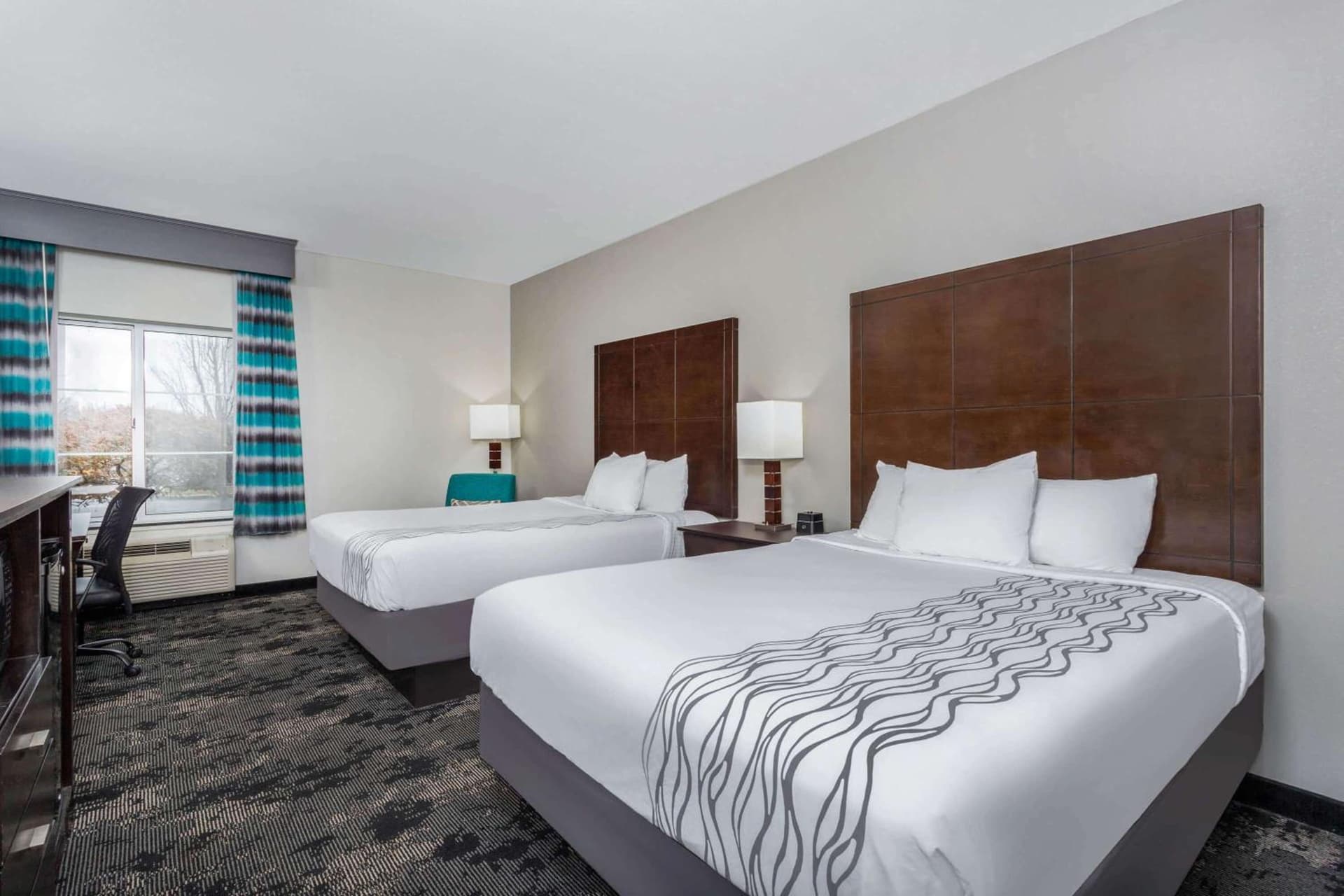 La Quinta by Wyndham Columbus - Edinburgh gallery photo in Columbus, IN — image 27