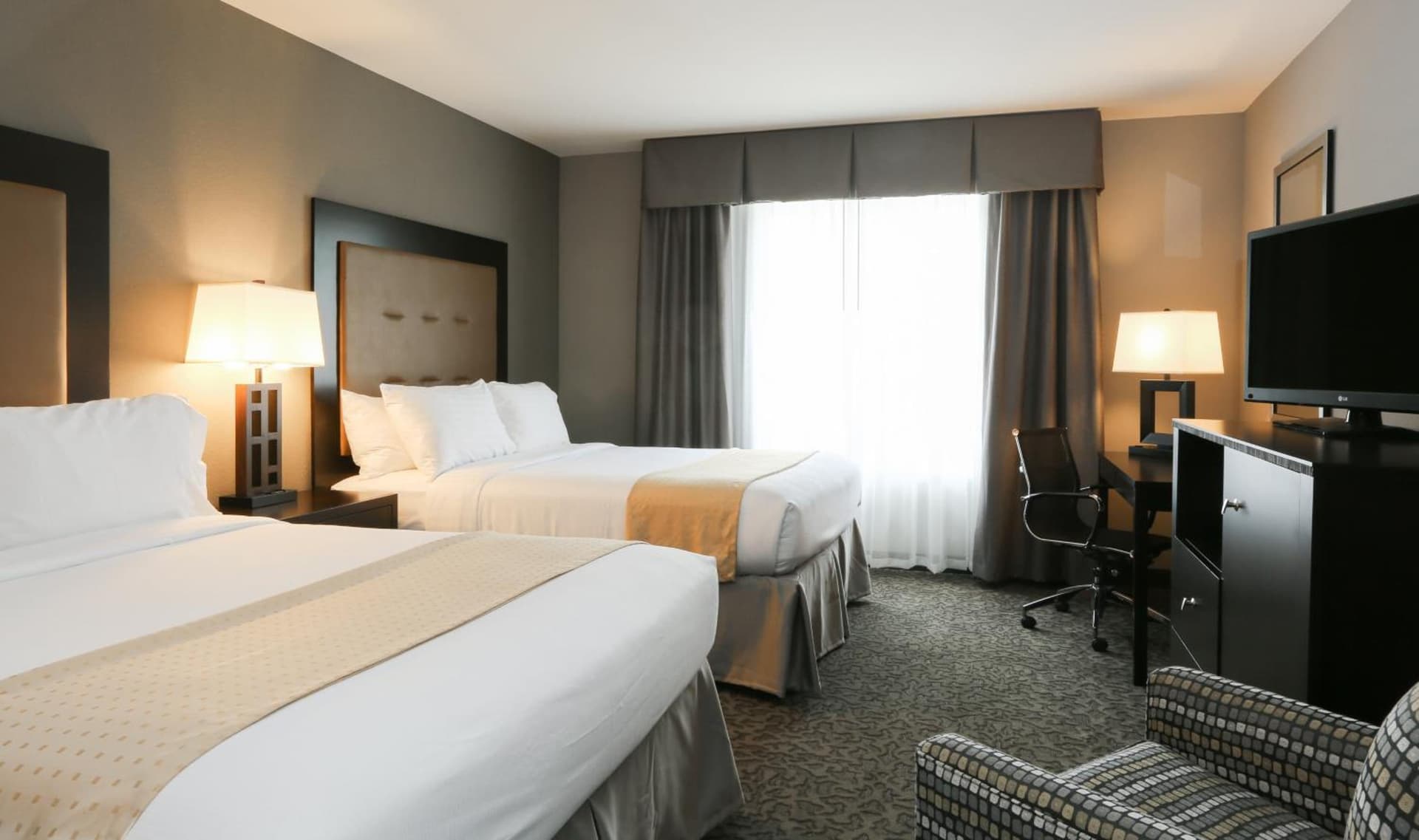 Holiday Inn and Suites East Peoria by IHG gallery photo in Peoria, IL — image 68