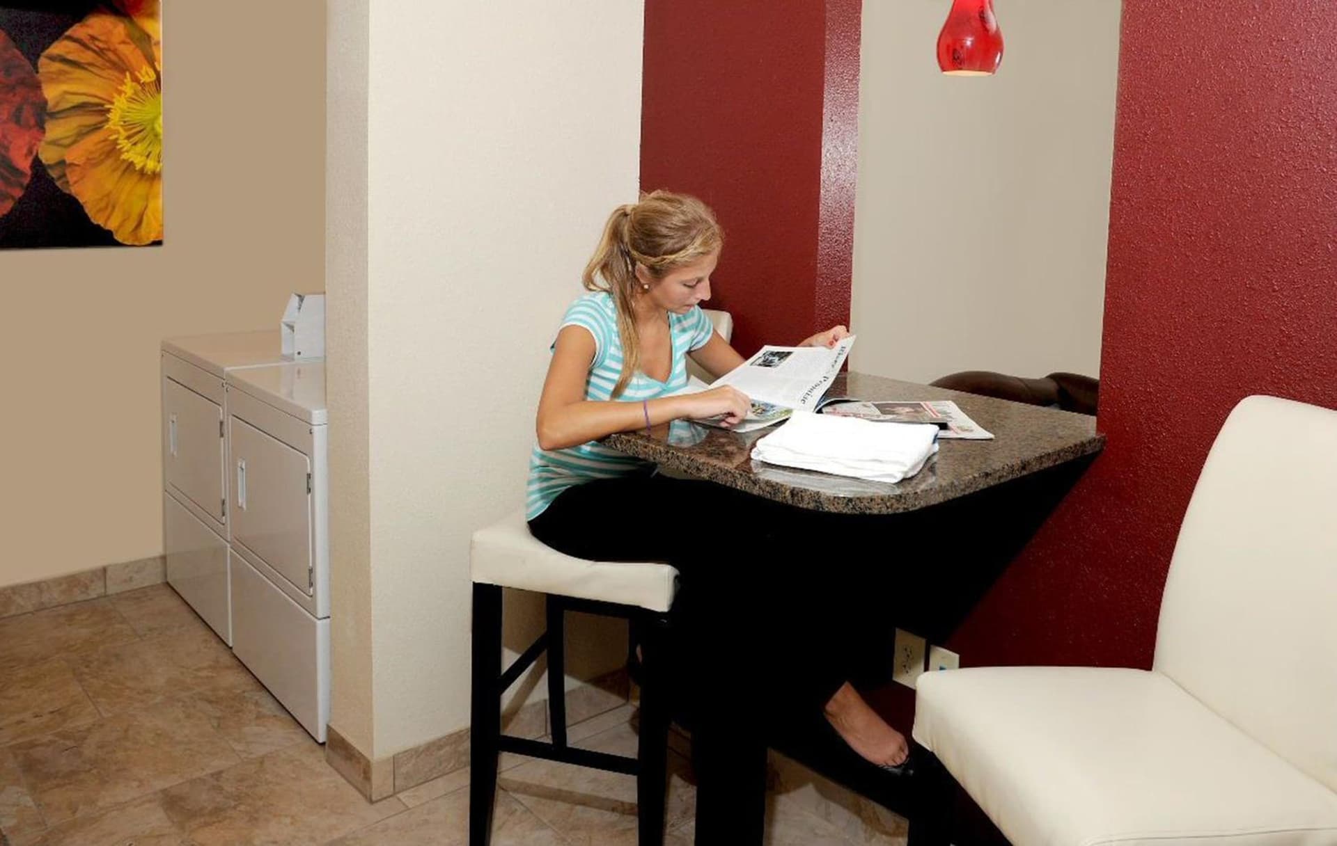 Holiday Inn and Suites Charleston West by IHG gallery photo in Charleston, WV — image 49