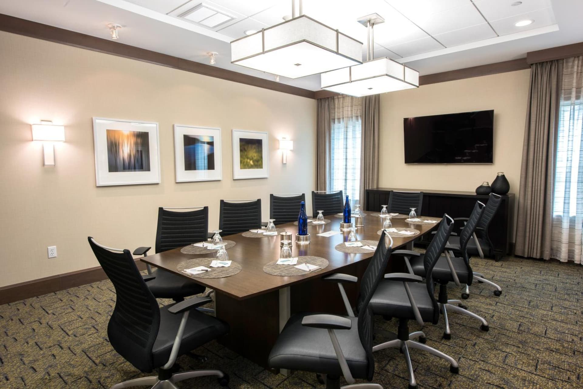 Staybridge Suites Albany Wolf Rd-Colonie Center by IHG property views in Albany, NY — gallery photo 3