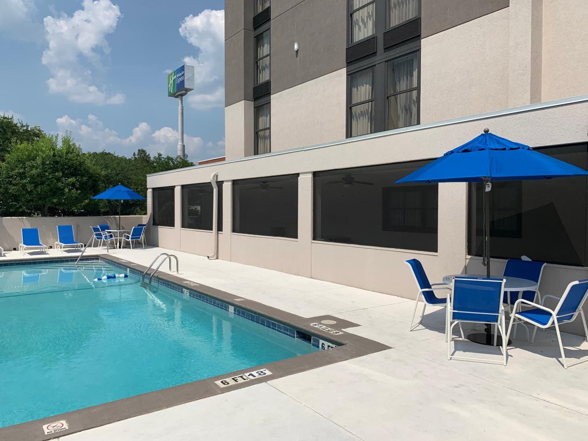 Holiday Inn Express Tallahassee by IHG interior in Tallahassee, FL — gallery photo 2