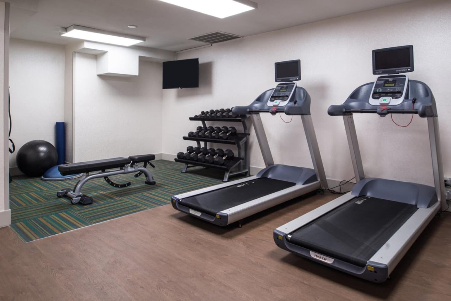 Holiday Inn Express Walnut Creek by IHG gallery photo in Walnut Creek, CA — image 41