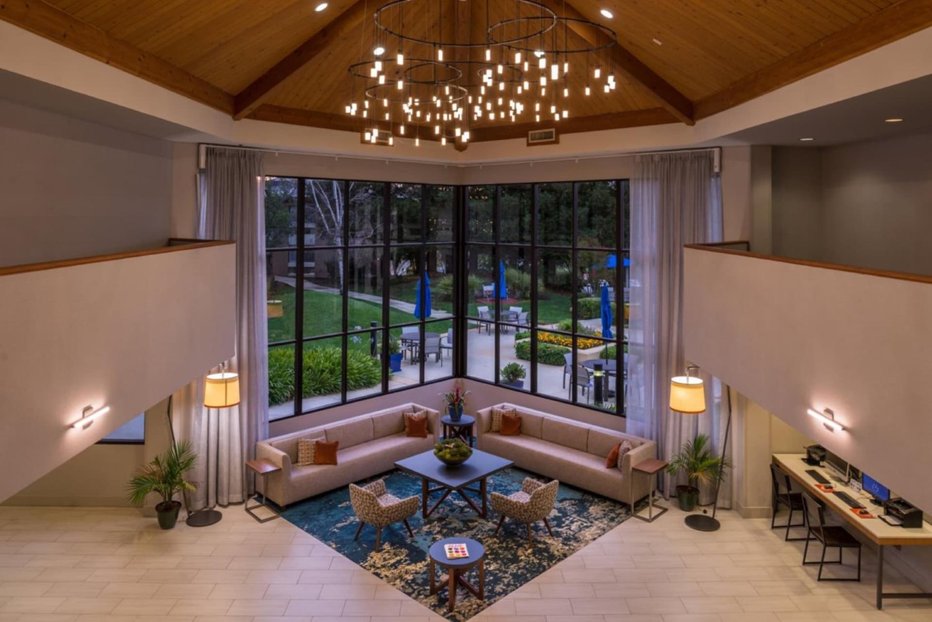 Holiday Inn Express Walnut Creek by IHG interior in Walnut Creek, CA — gallery photo 2
