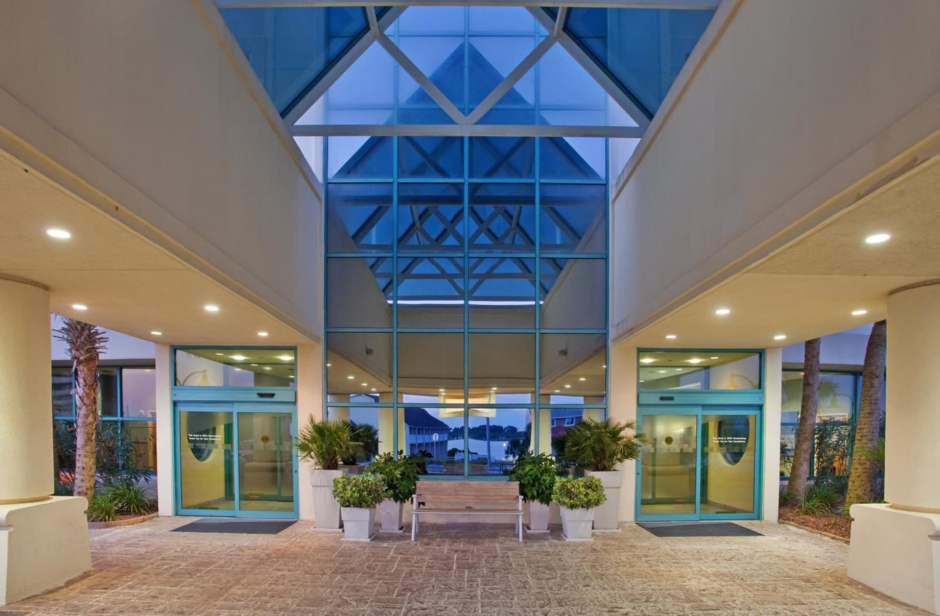 Holiday Inn Express Pensacola Beach by IHG gallery photo in Pensacola Beach, FL — image 72