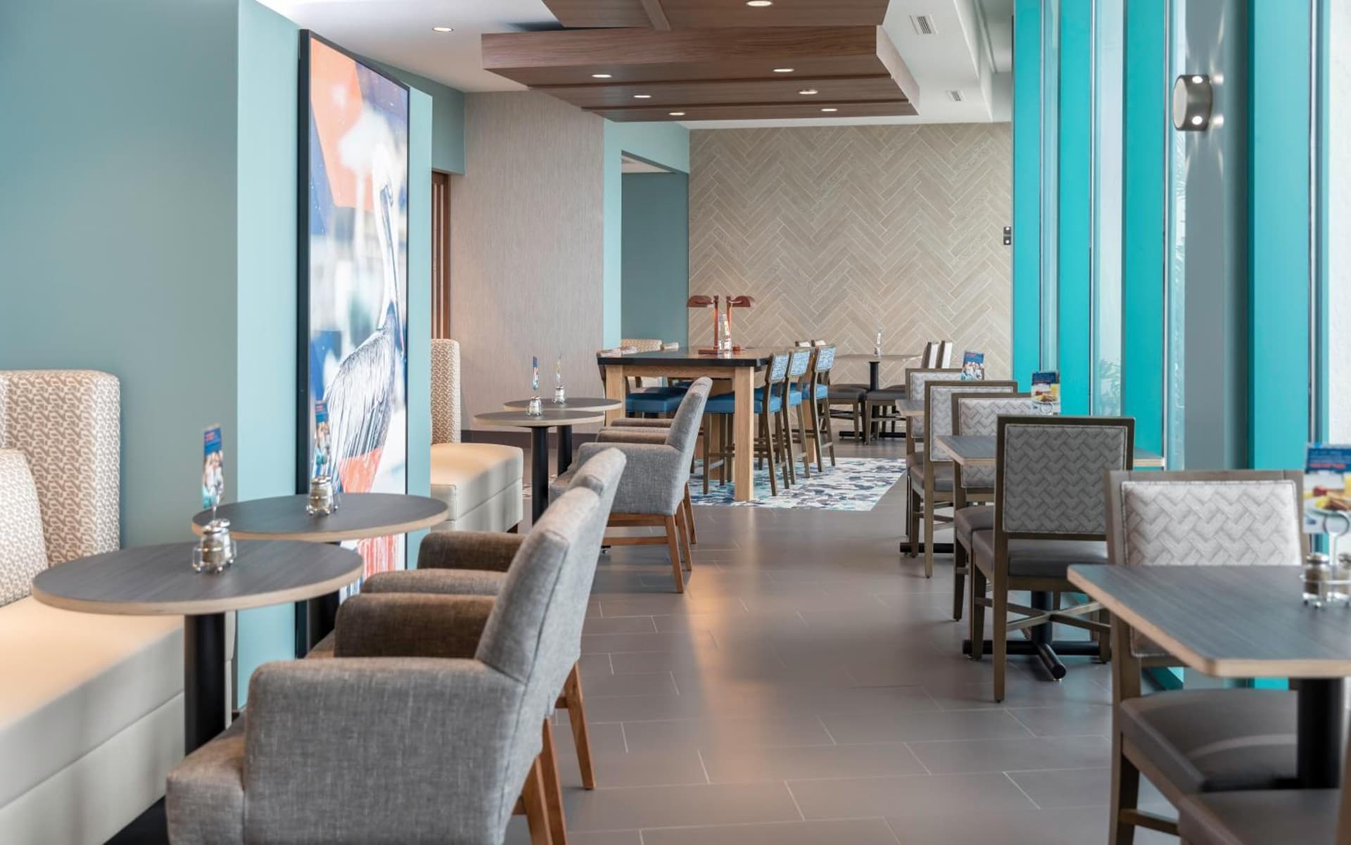 Holiday Inn Express Pensacola Beach by IHG gallery photo in Pensacola Beach, FL — image 45