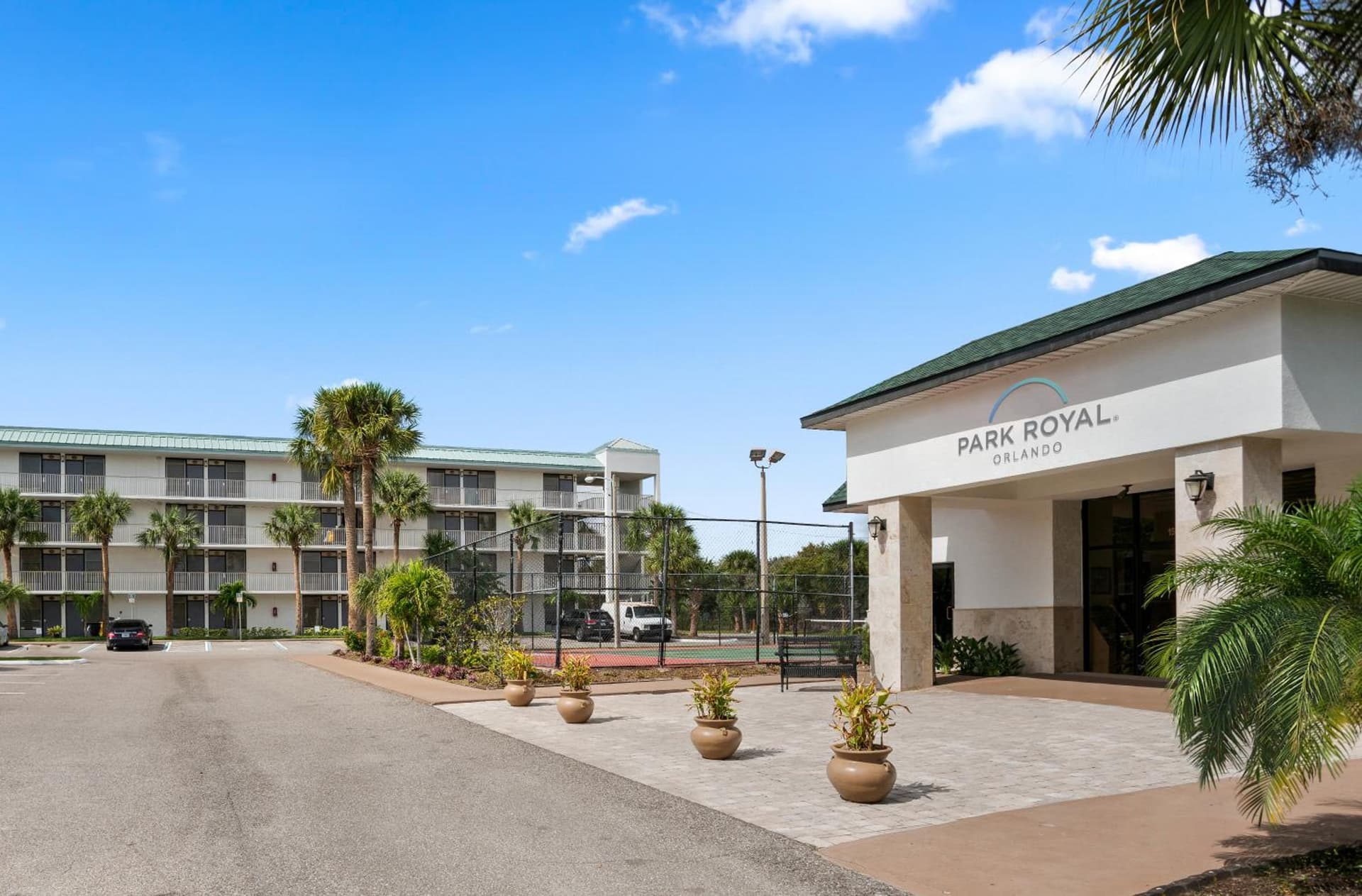 Park Royal Orlando interior in Kissimmee, FL — gallery photo 2