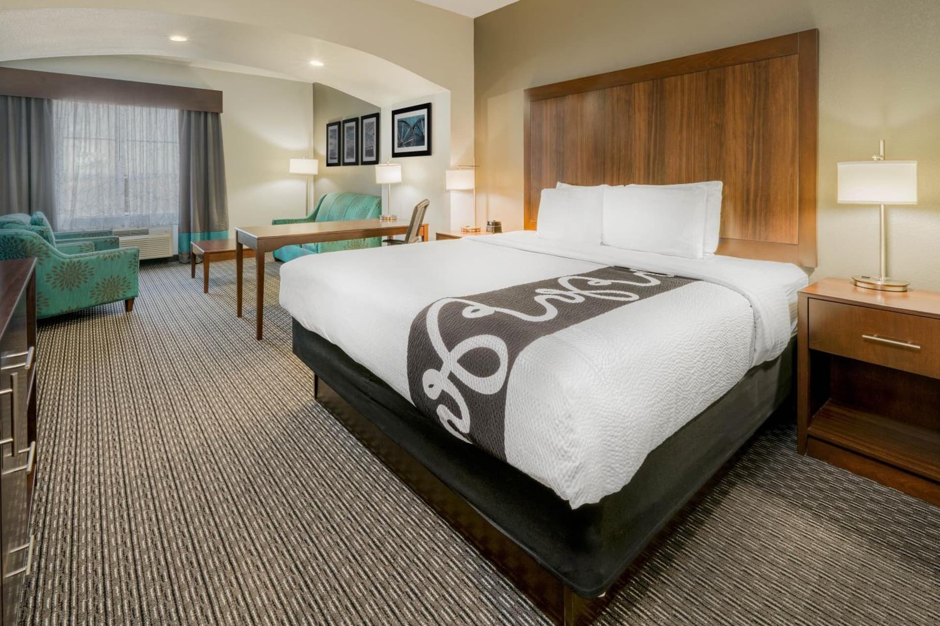 La Quinta Inn & Suites by Wyndham Fort Worth Arlington West gallery photo in Arlington, TX — image 21