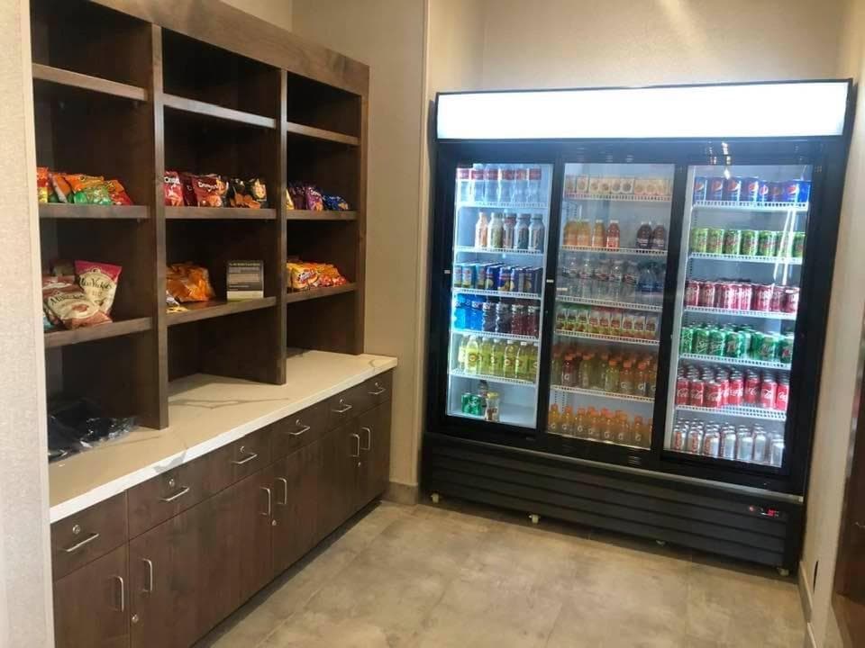 La Quinta Inn & Suites Limon by Wyndham interior in Limon, CO — gallery photo 2