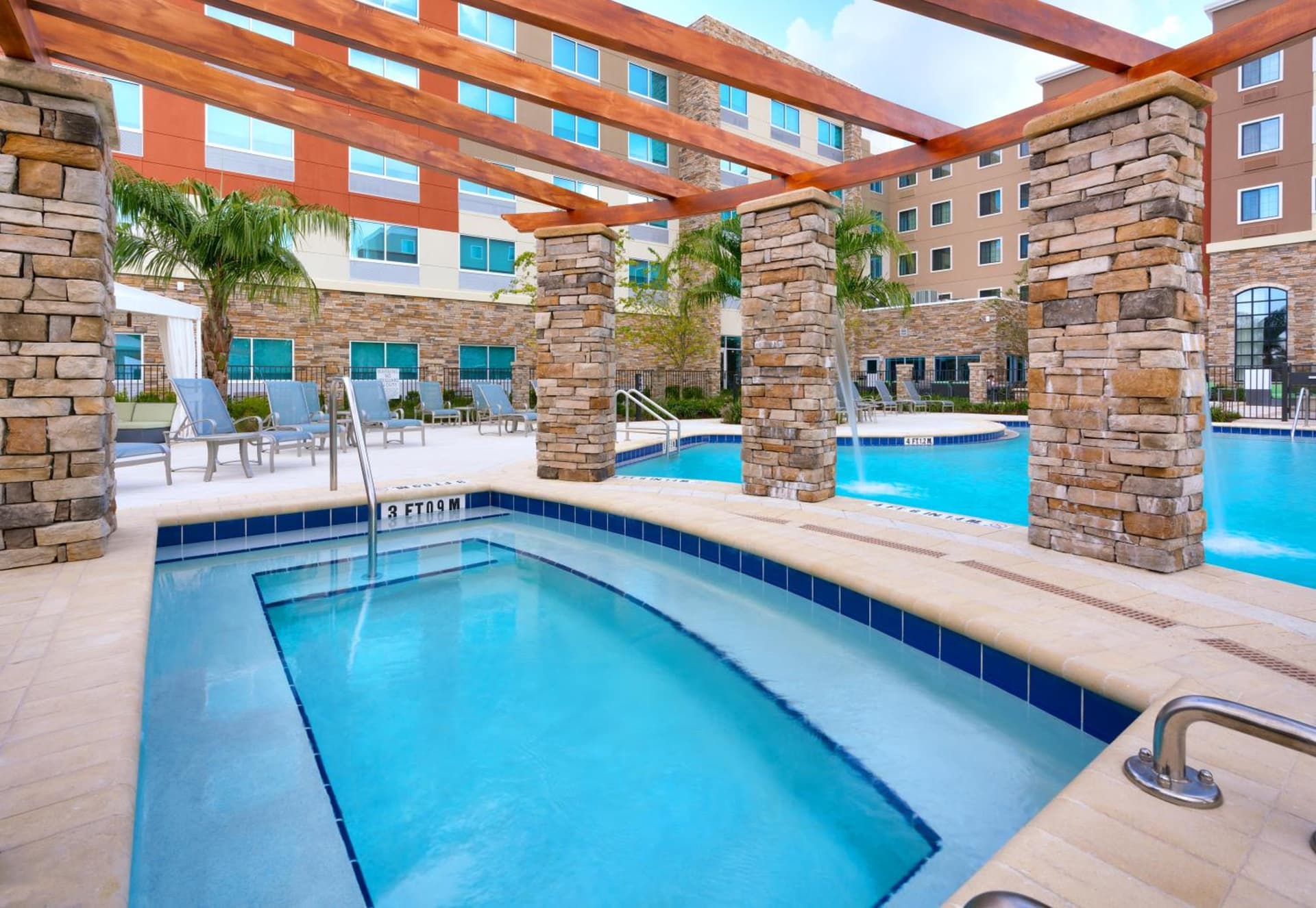 Holiday Inn Express & Suites - Gainesville I-75 by IHG gallery photo in Gainesville, FL — image 44