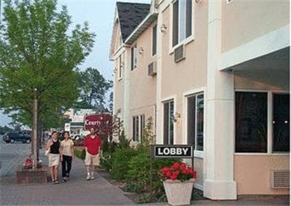 Court Plaza Inn & Suites of Mackinaw property views in Mackinaw City, MI — gallery photo 3