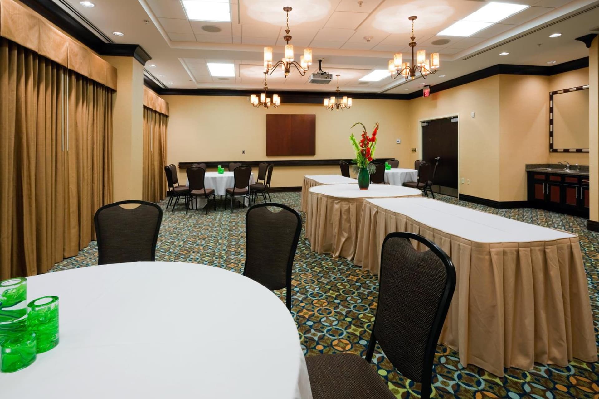 Holiday Inn Express Hotel & Suites Mobile Saraland by IHG gallery photo in Saraland, AL — image 17