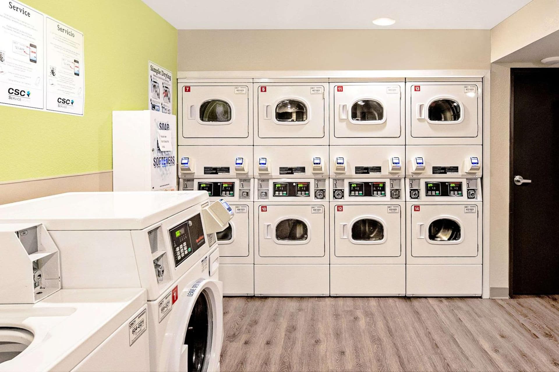 WoodSpring Suites Reno Sparks gallery photo in Sparks, NV — image 12