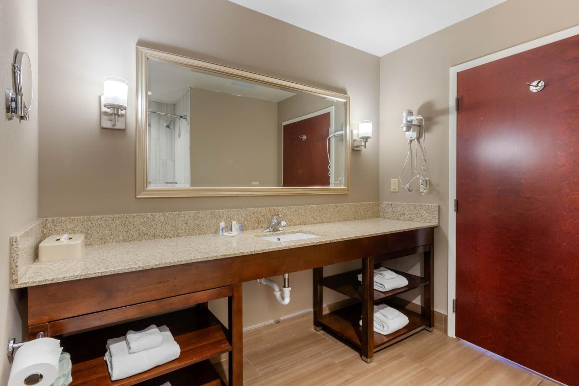 Comfort Suites of Las Cruces I-25 North gallery photo in Las Cruces, NM — image 82