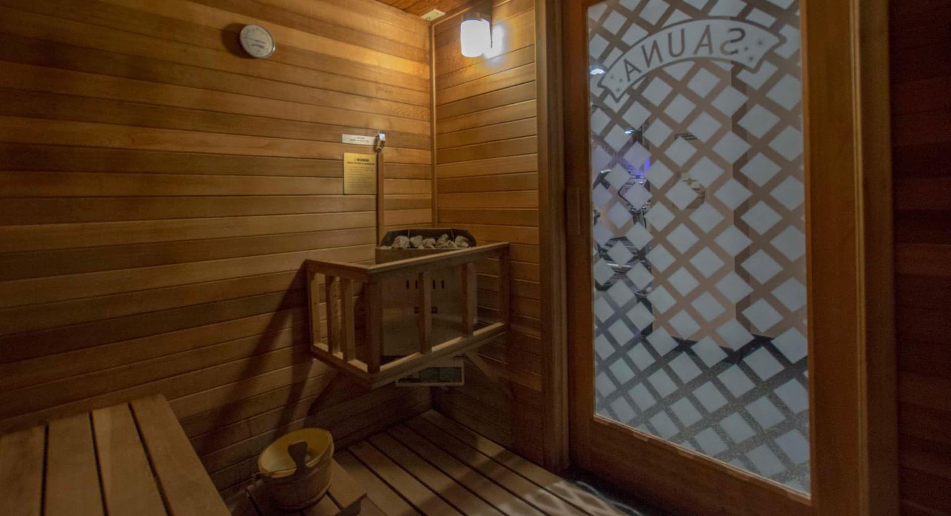 Garden Place Hotel interior in Buffalo, NY — gallery photo 2
