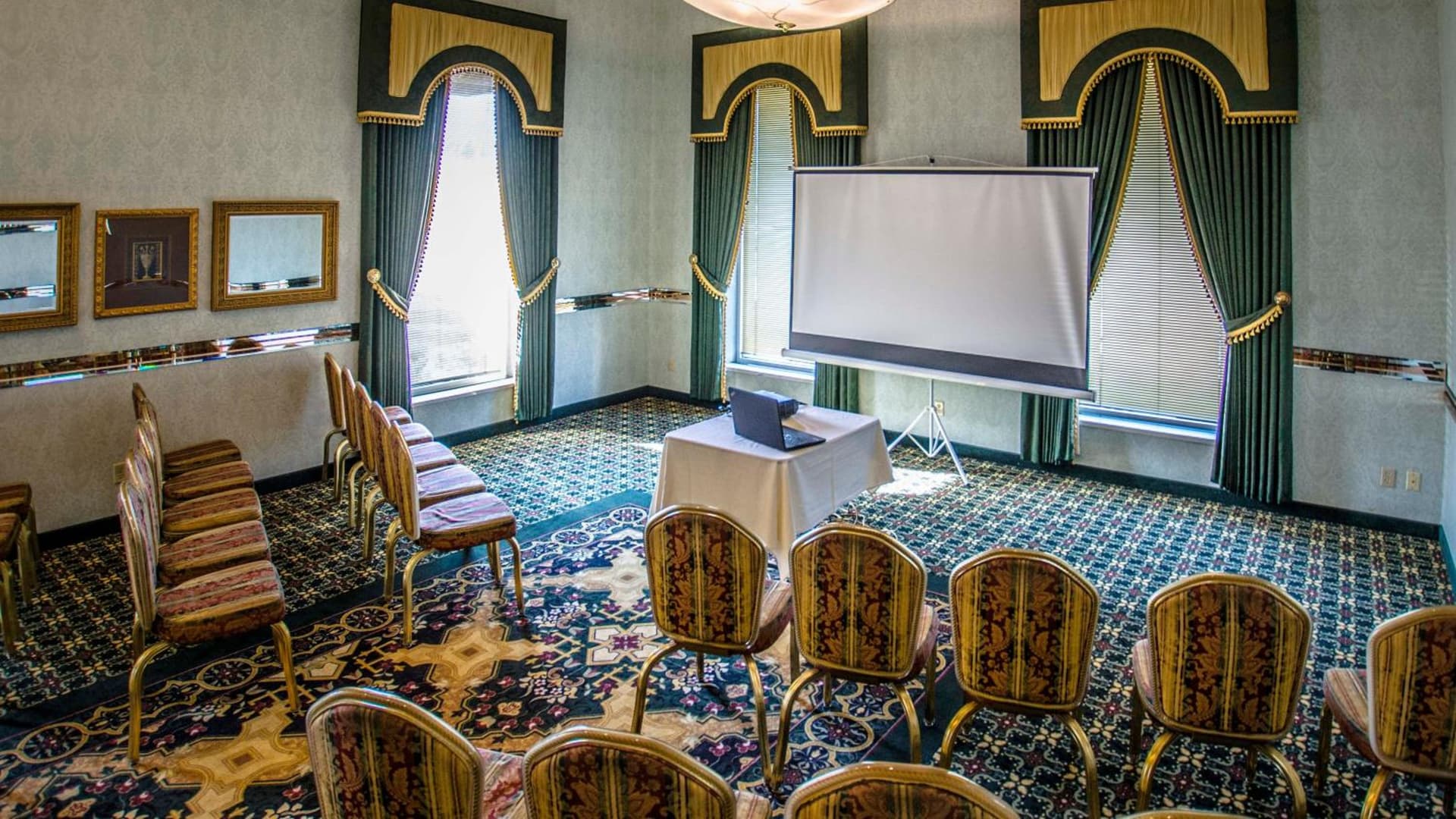 Garden Place Hotel gallery photo in Buffalo, NY — image 12