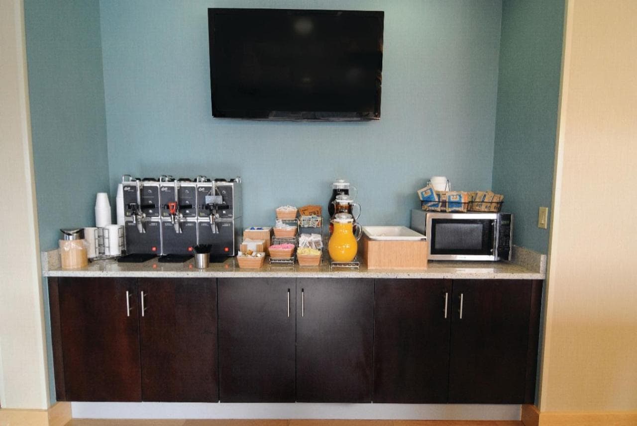 La Quinta Inn & Suites by Wyndham Marysville gallery photo in Marysville, WA — image 15