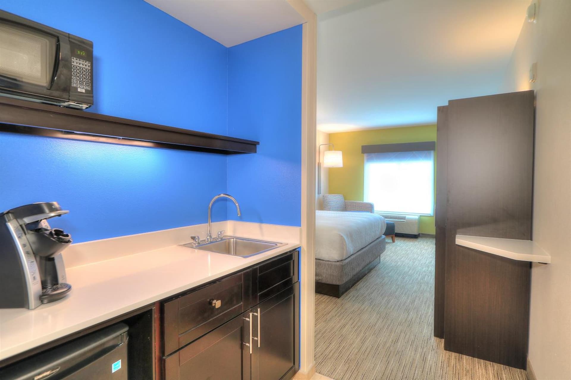 Holiday Inn Express Hotel & Suites Mobile Saraland by IHG gallery photo in Saraland, AL — image 62