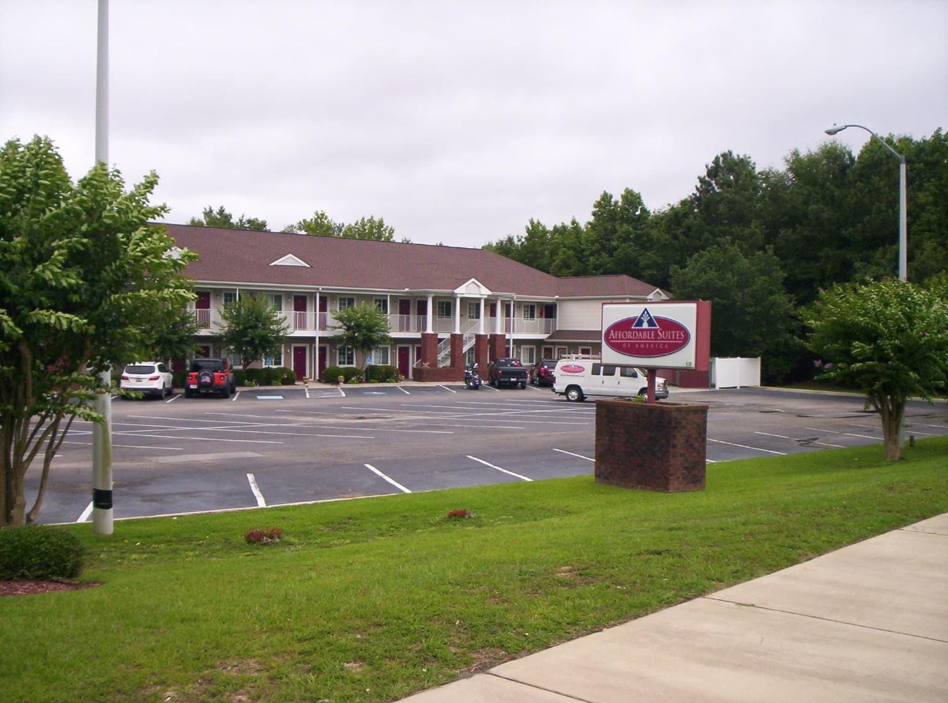 Affordable Suites Florence featured exterior or lobby in Florence, SC — similar hotel
