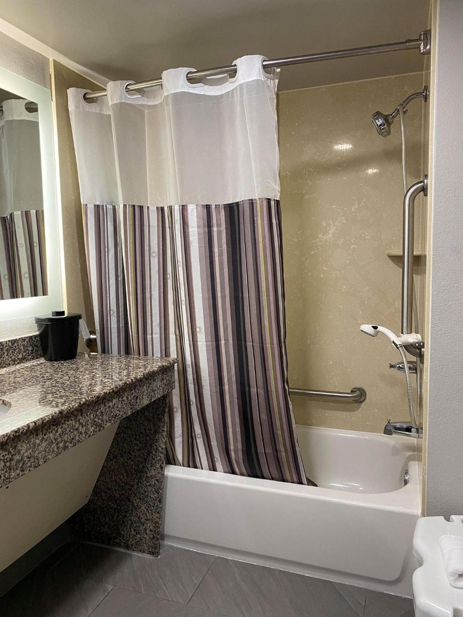 La Quinta by Wyndham Clarksville gallery photo in Clarksville, TN — image 13