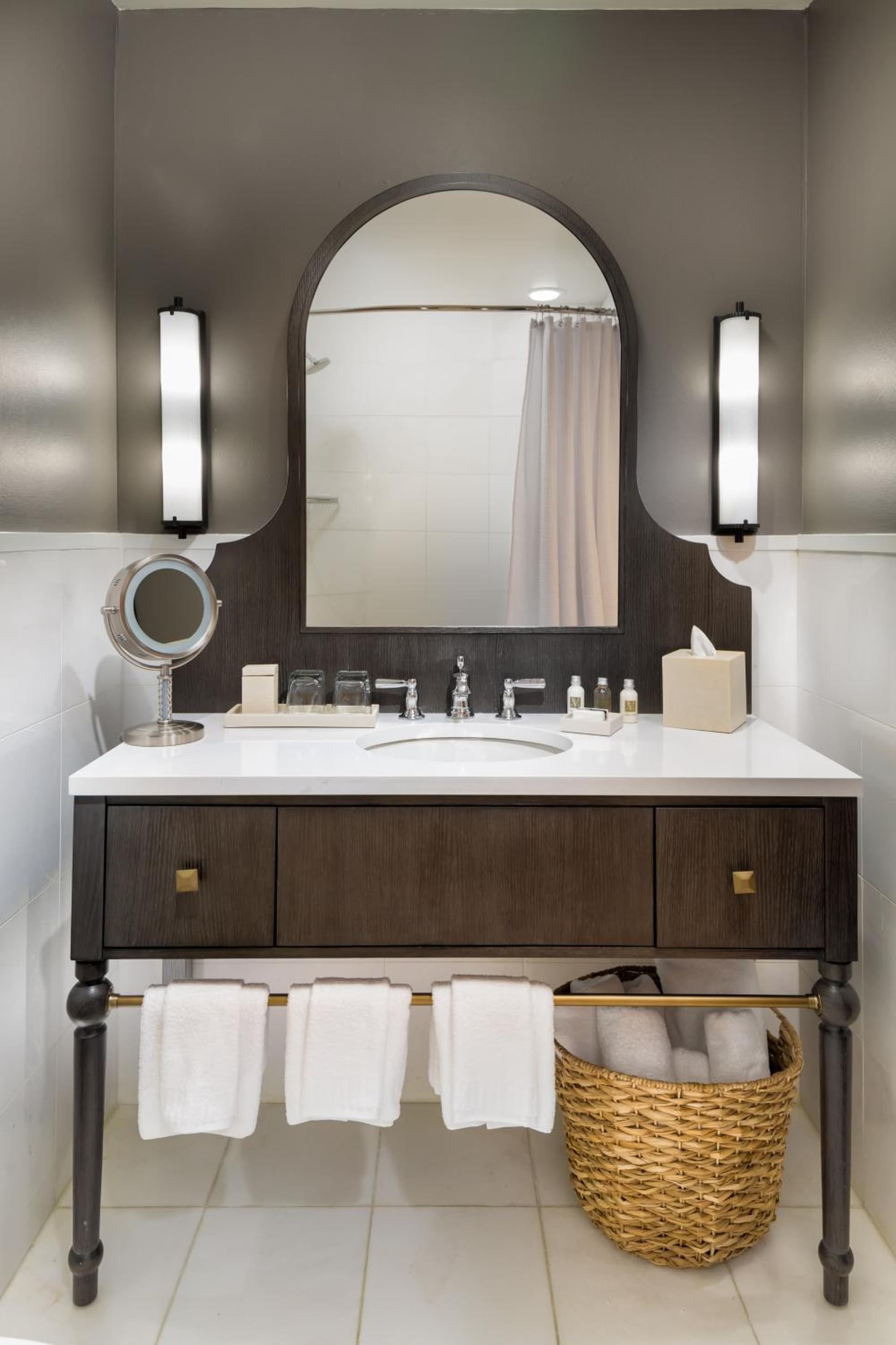 Hotel Valencia Riverwalk gallery photo in San Antonio, TX — image 25