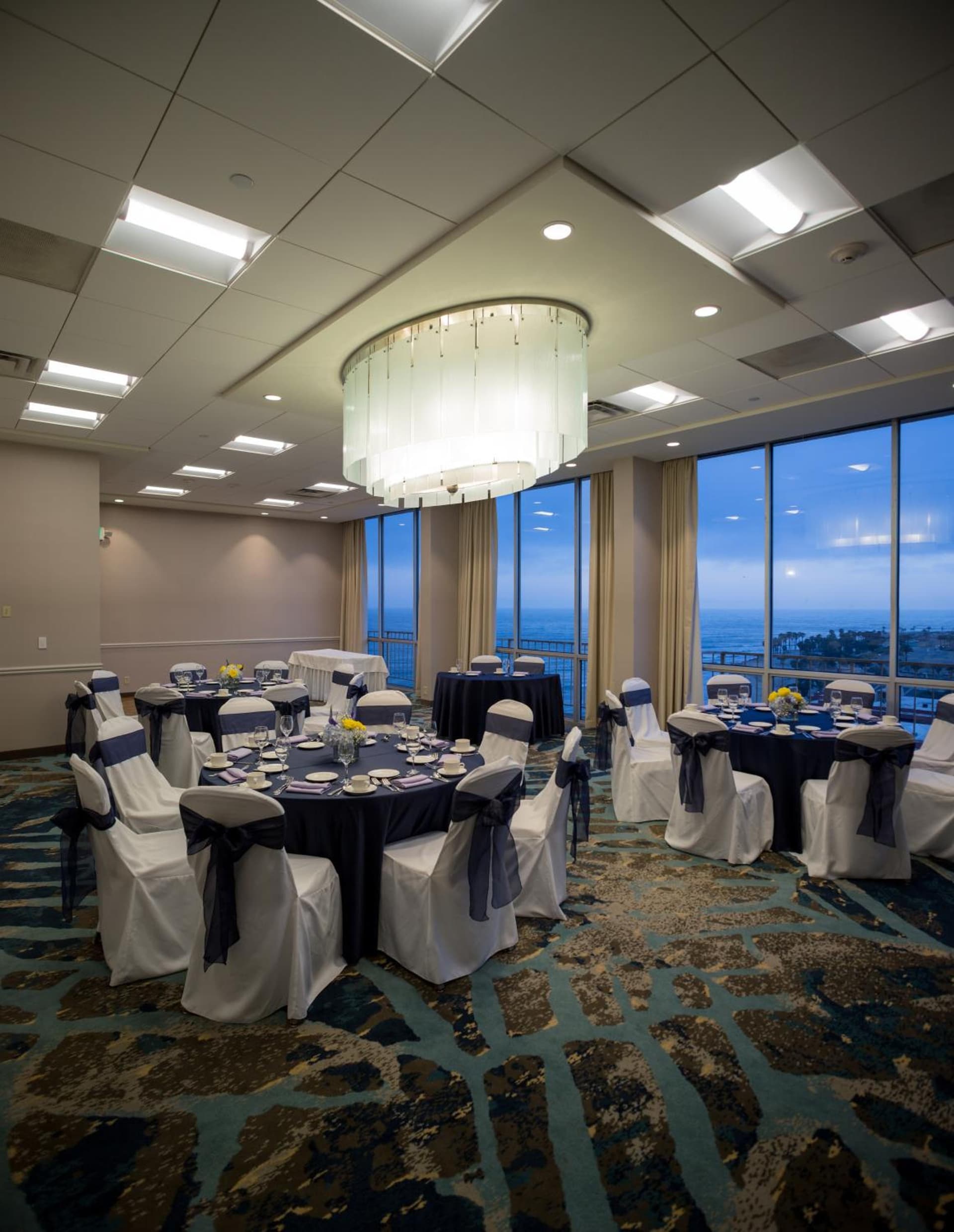 Crowne Plaza Ventura Beach by IHG gallery photo in Ventura, CA — image 118