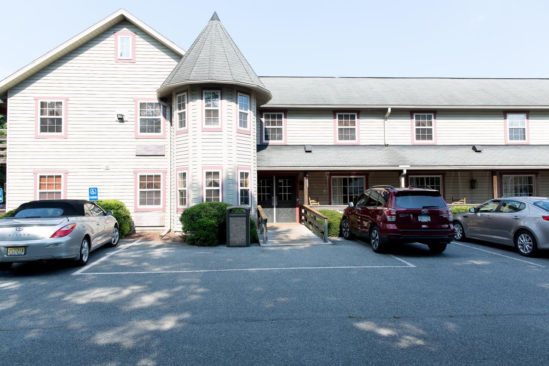 The Country Inn of Lancaster gallery photo in Lancaster, PA — image 32