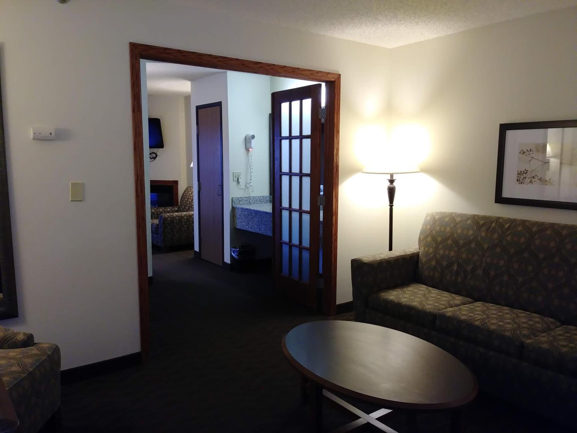 AmericInn by Wyndham Windsor Ft. Collins gallery photo in Fort Collins, CO — image 8