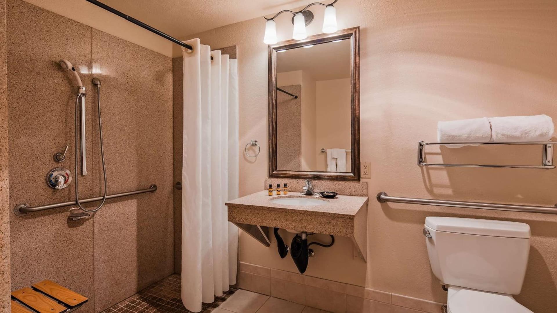 Best Western Plus Rivershore Hotel gallery photo in Oregon City, OR — image 82