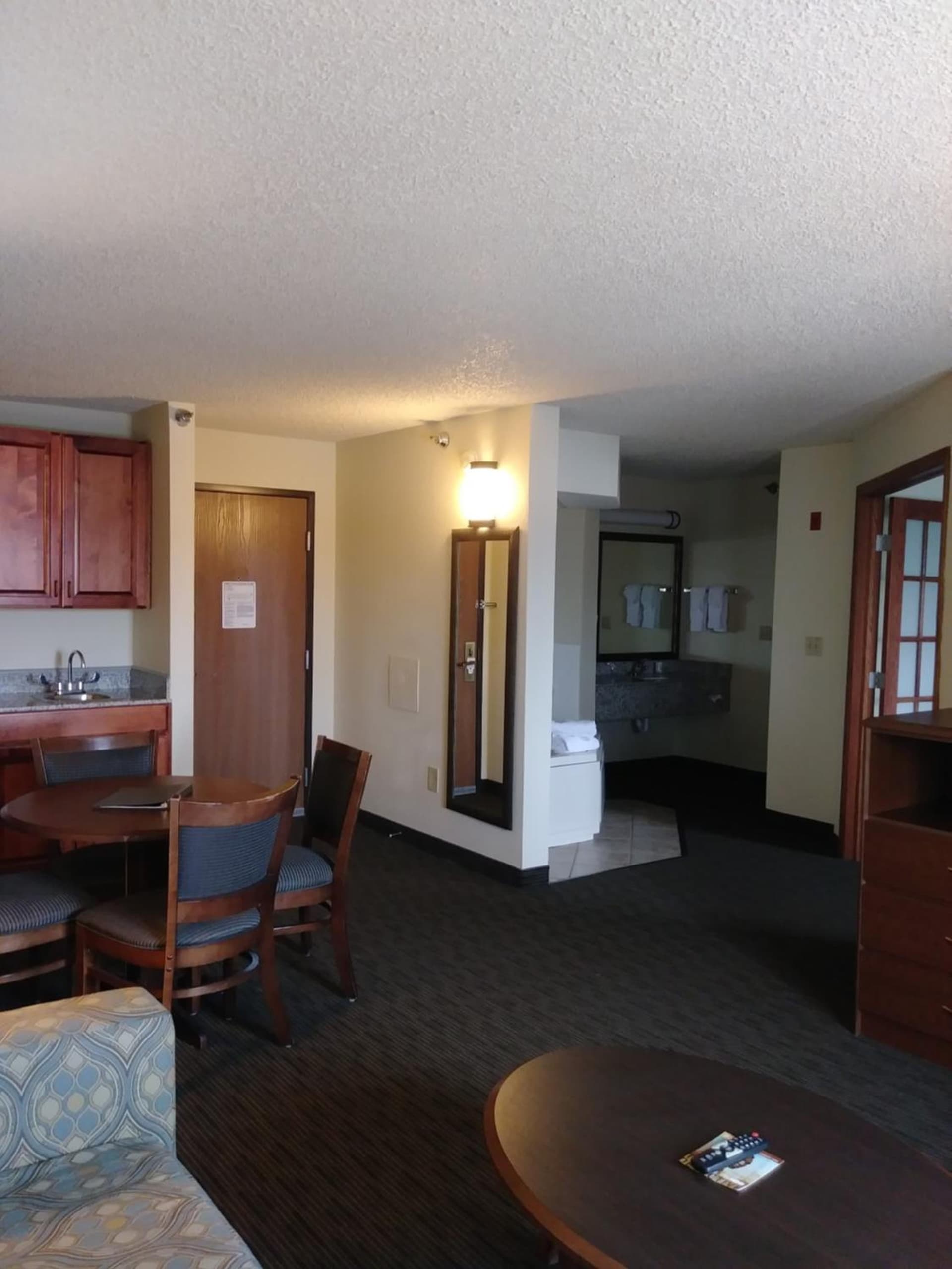 AmericInn by Wyndham Windsor Ft. Collins gallery photo in Fort Collins, CO — image 30