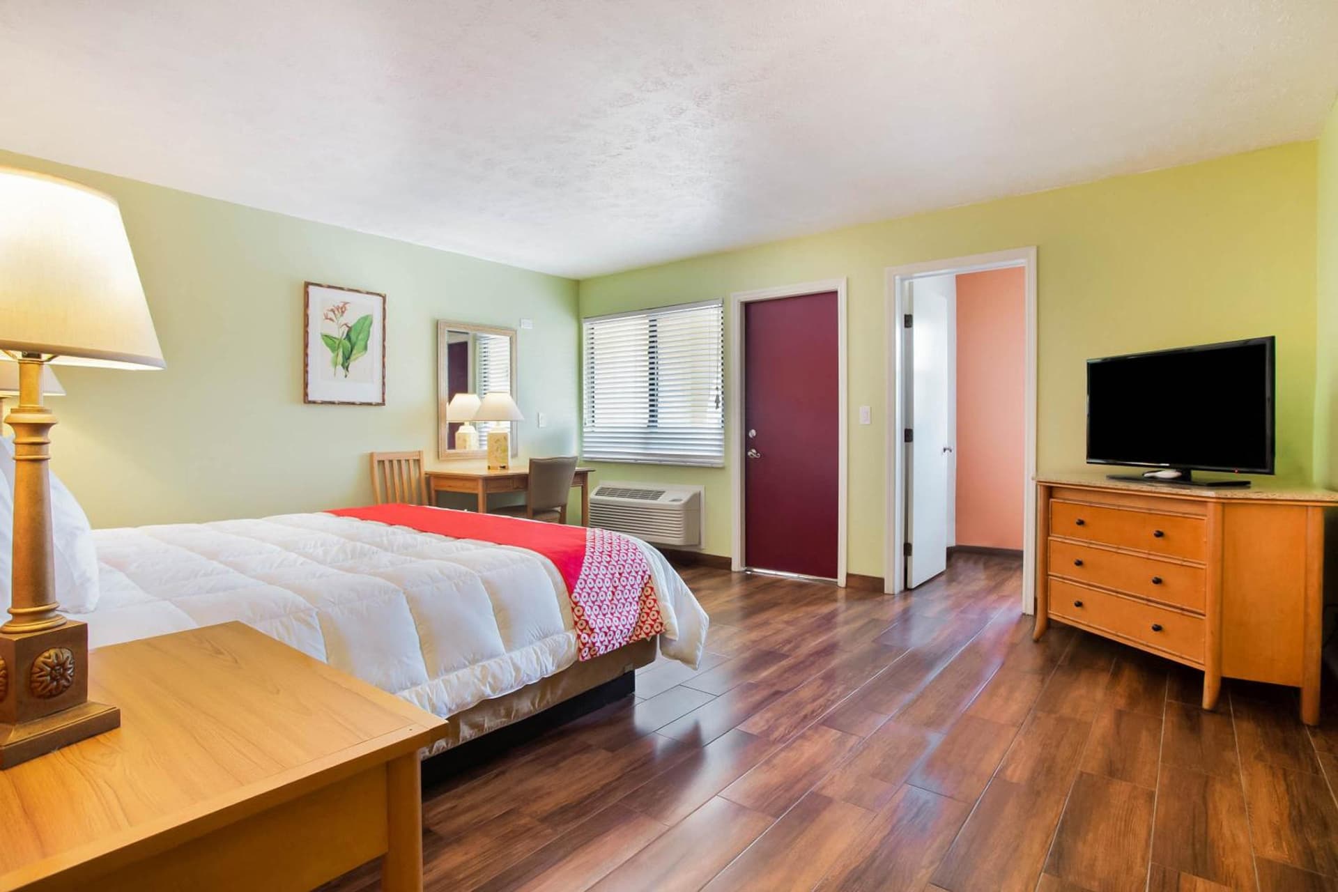 OYO Waterfront Hotel- Cape Coral Fort Myers, FL gallery photo in Cape Coral, FL — image 8