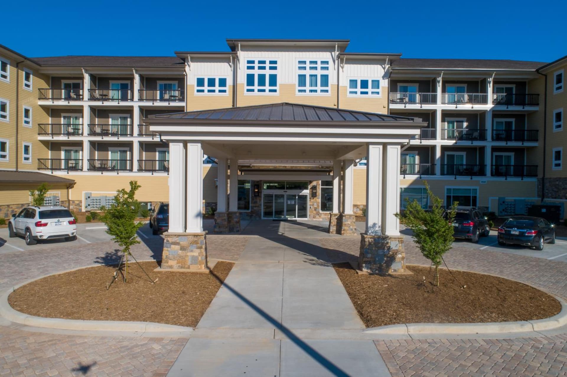 Lakeside Lodge Clemson featured exterior or lobby in Clemson, SC — similar hotel