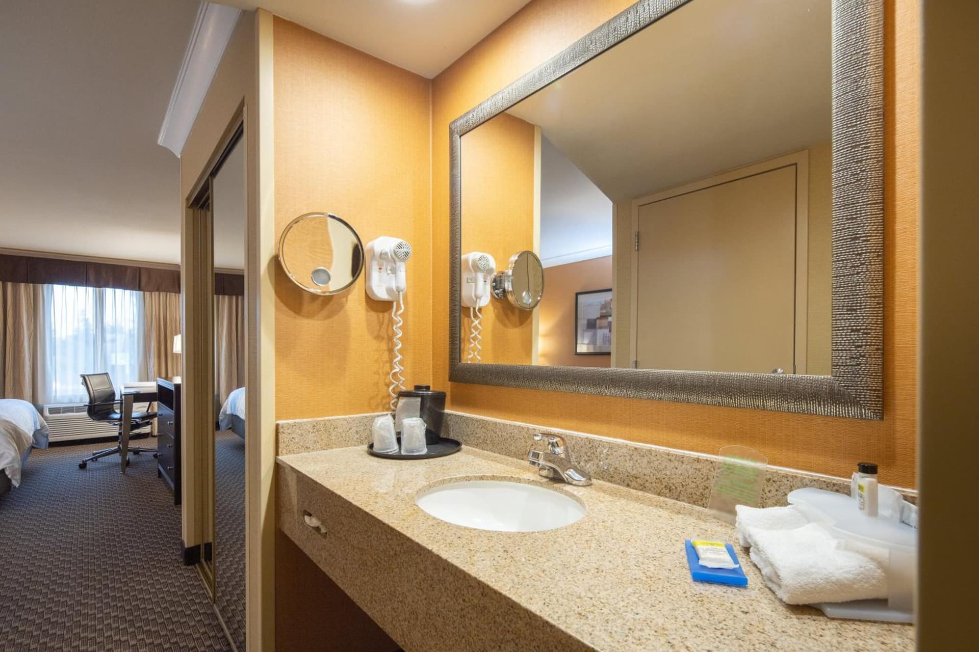 Holiday Inn Express Castro Valley - I-580 by IHG gallery photo in Castro Valley, CA — image 27