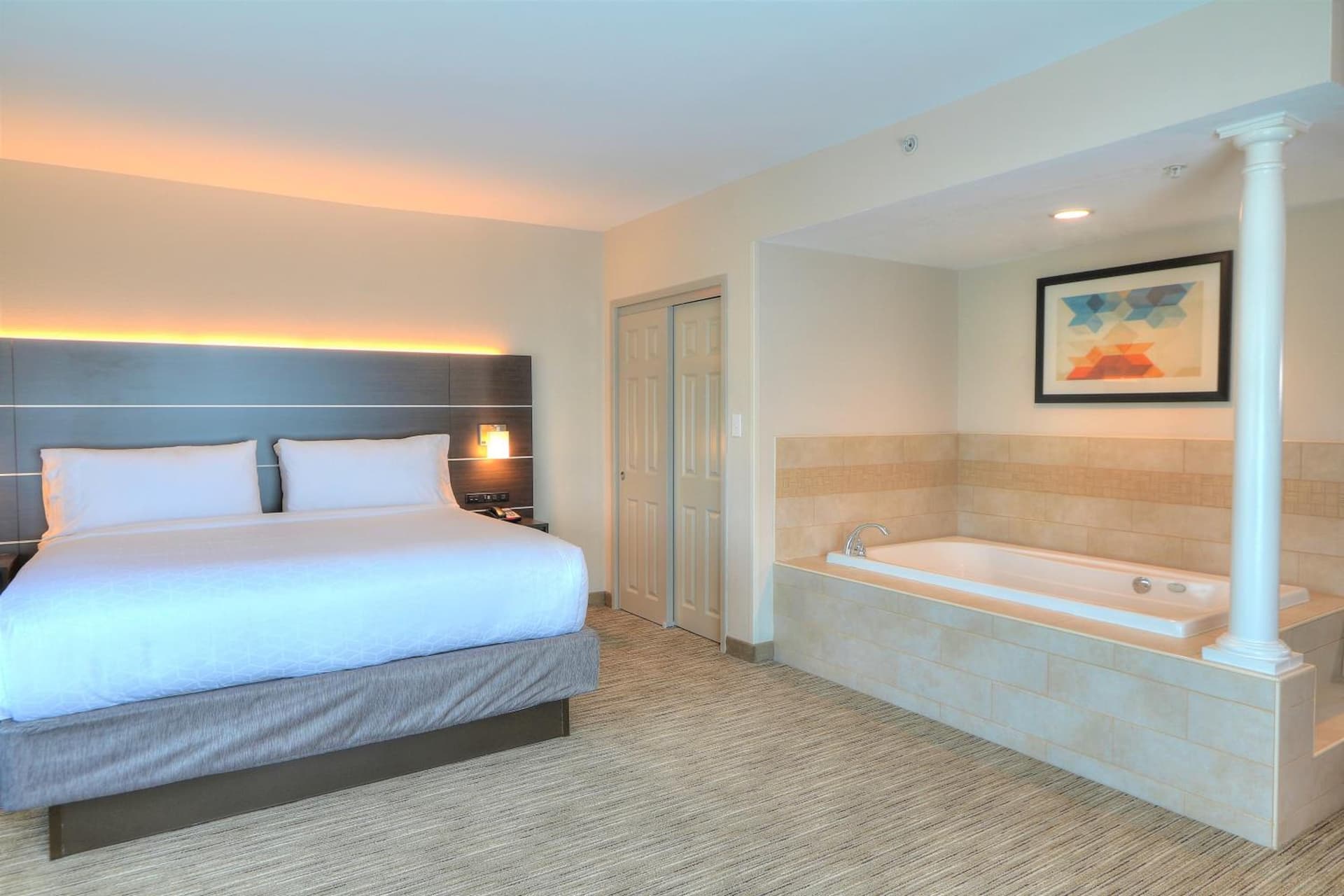 Holiday Inn Express Hotel & Suites Mobile Saraland by IHG gallery photo in Saraland, AL — image 25