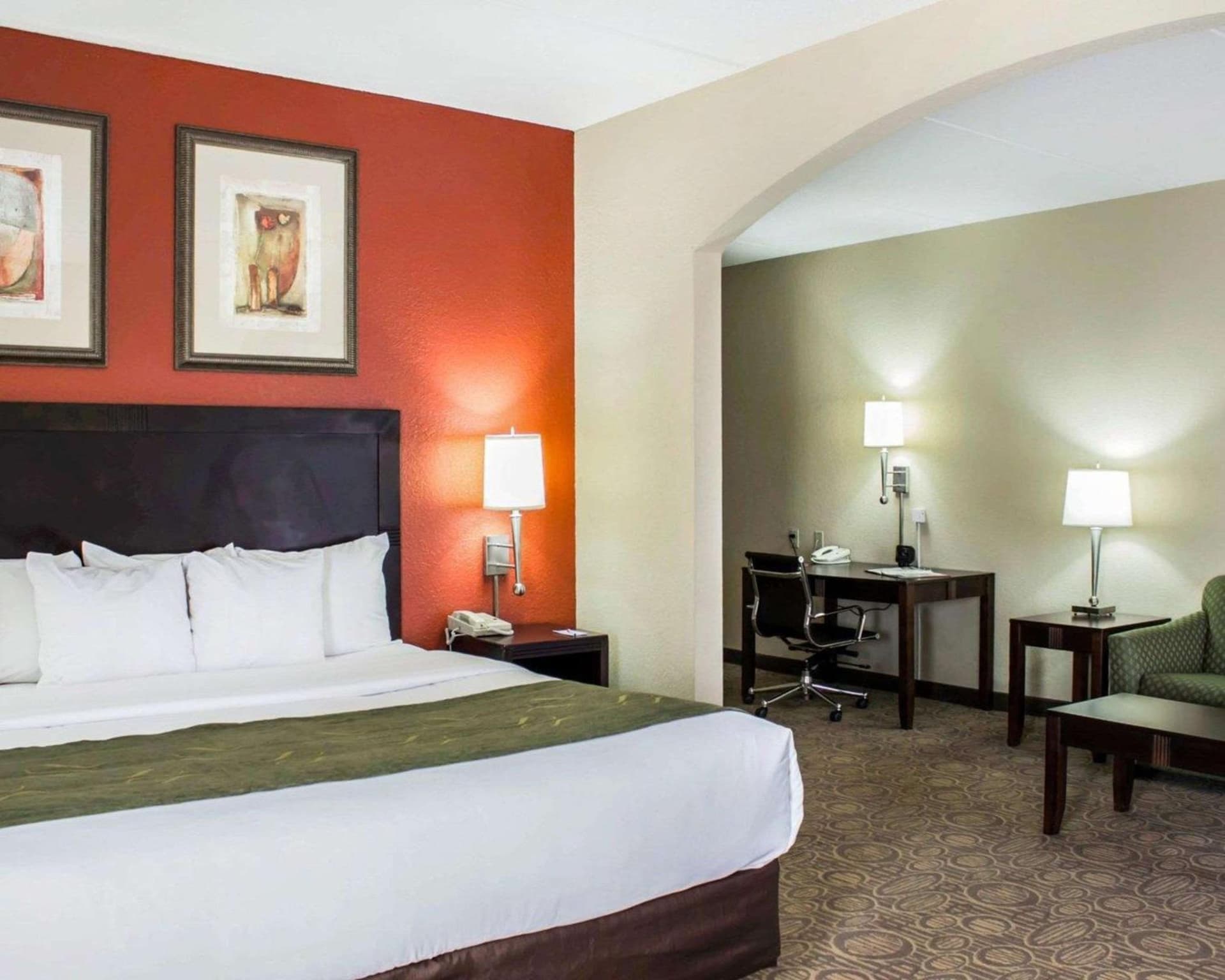 Comfort Suites Regency Park gallery photo in Cary, NC — image 4