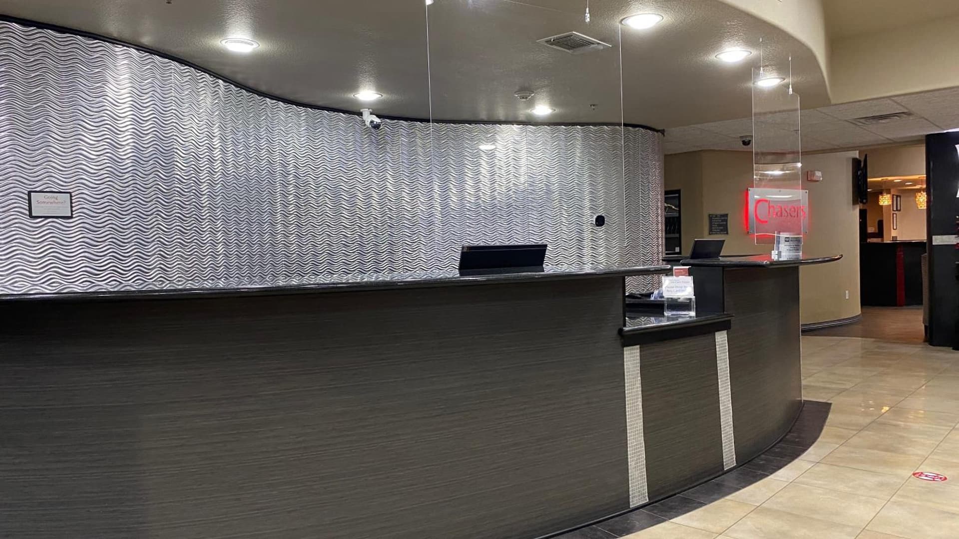 Best Western Premier Crown Chase Inn & Suites gallery photo in Denton, TX — image 7
