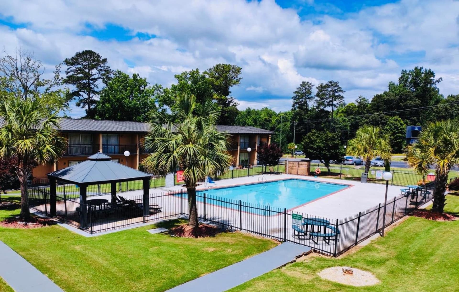 Howard Johnson by Wyndham Athens gallery photo in Athens, GA — image 10