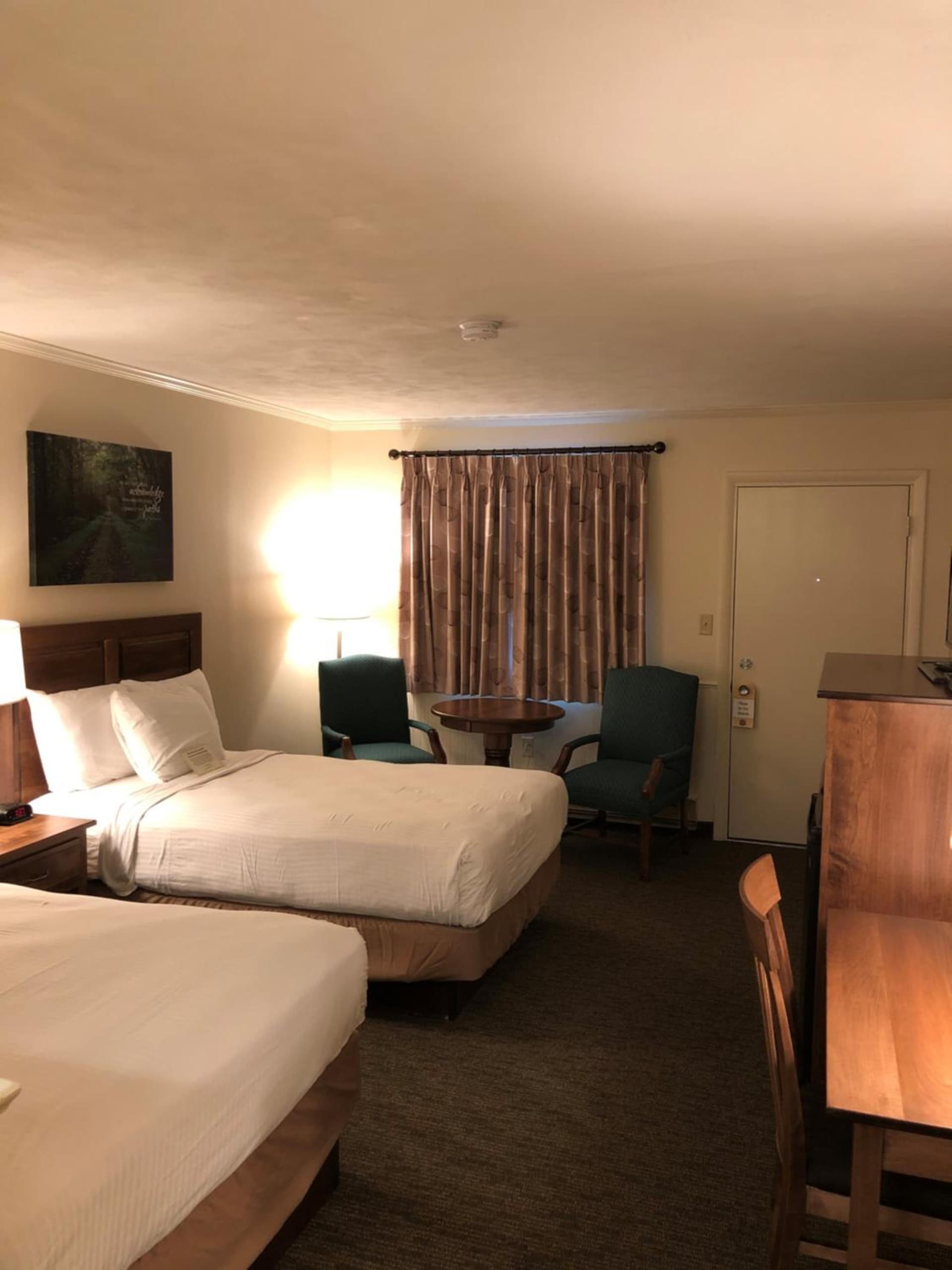 Bird-in-Hand Family Inn gallery photo in Bird in Hand, PA — image 32
