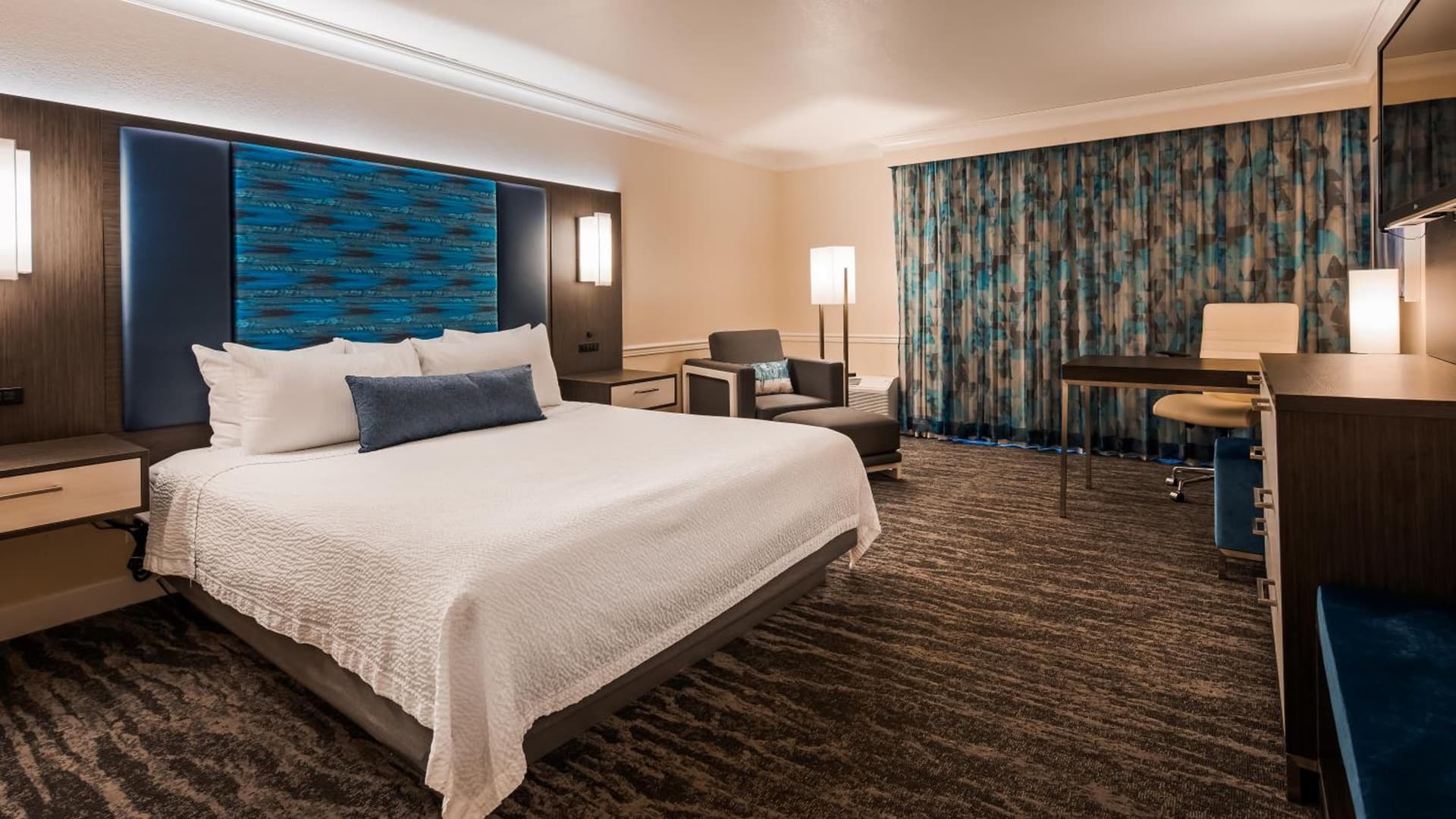 Best Western Plus Novato Oaks Inn gallery photo in Novato, CA — image 28
