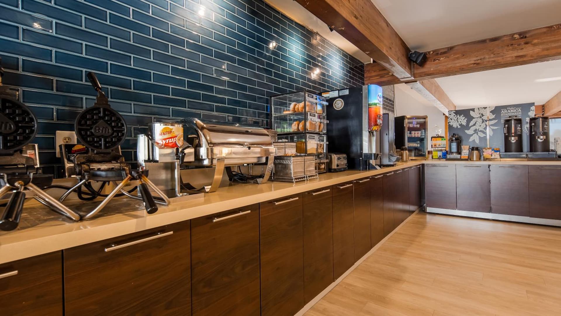 Best Western Plus Novato Oaks Inn gallery photo in Novato, CA — image 17