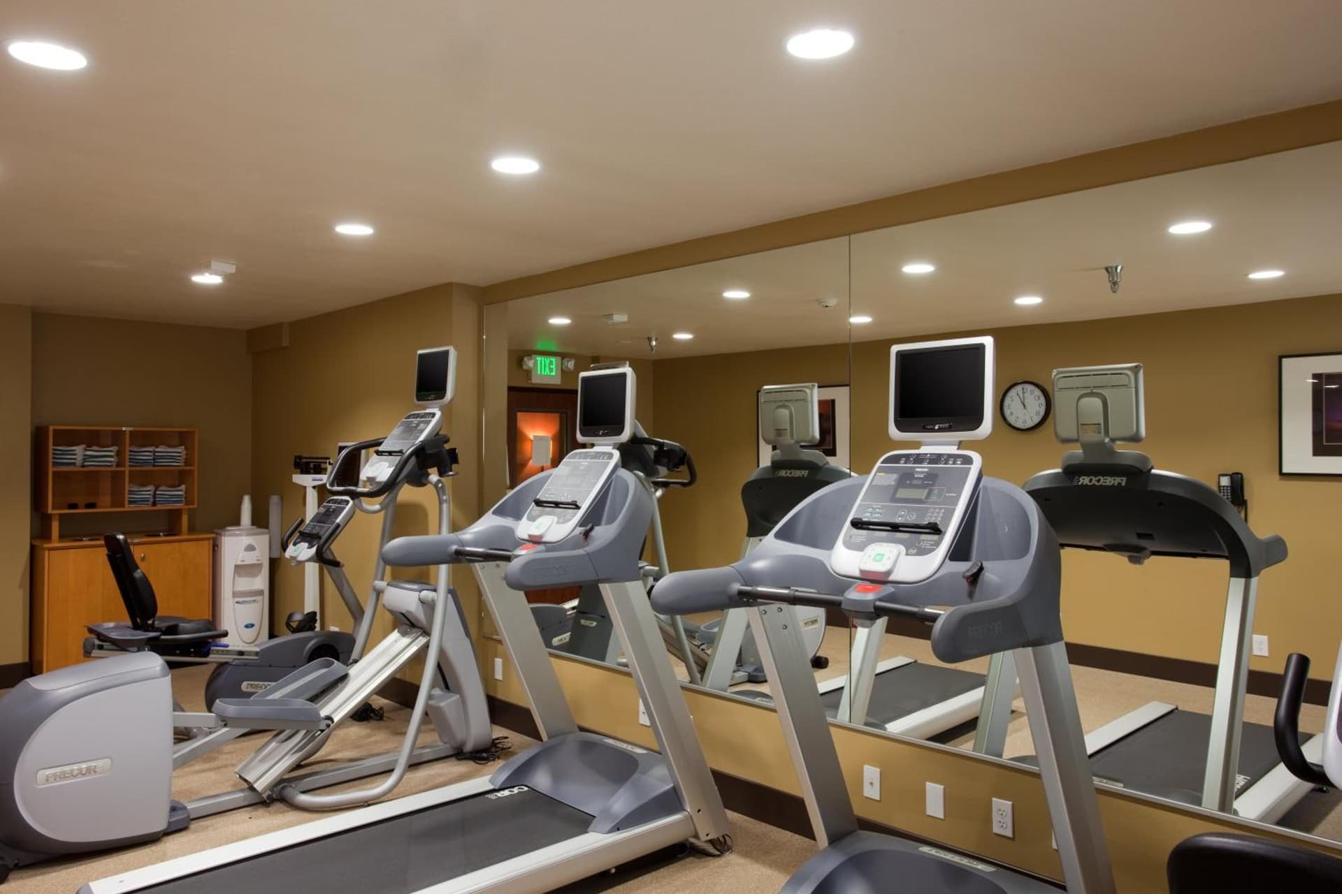 Holiday Inn Express San Clemente N – Beach Area by IHG gallery photo in San Clemente, CA — image 14