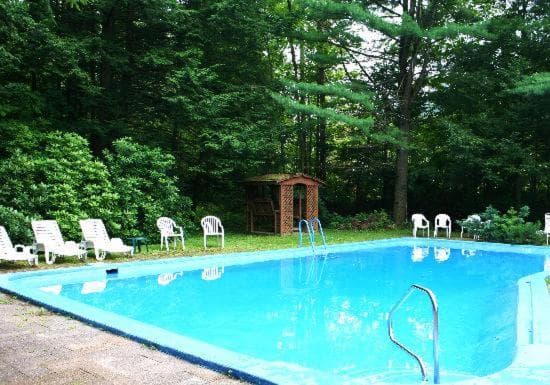 Stay Berkshires interior in Williamstown — gallery photo 2