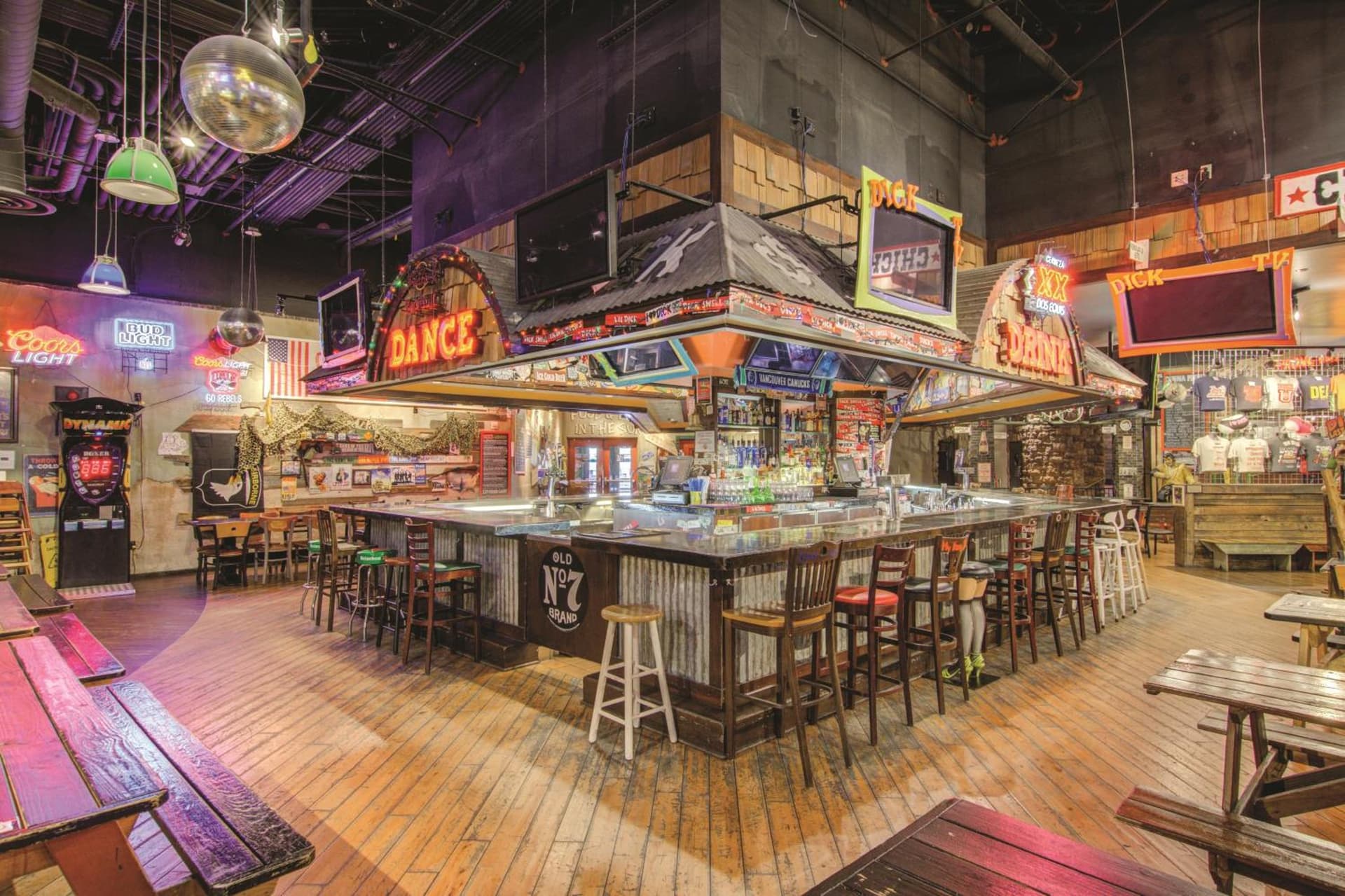 Excalibur gallery photo in Las Vegas, NV — image 4