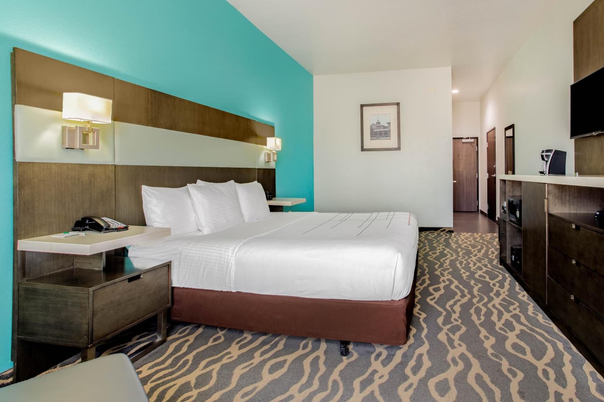La Quinta Inn & Suites by Wyndham Northlake Ft. Worth gallery photo in Northlake, TX — image 21