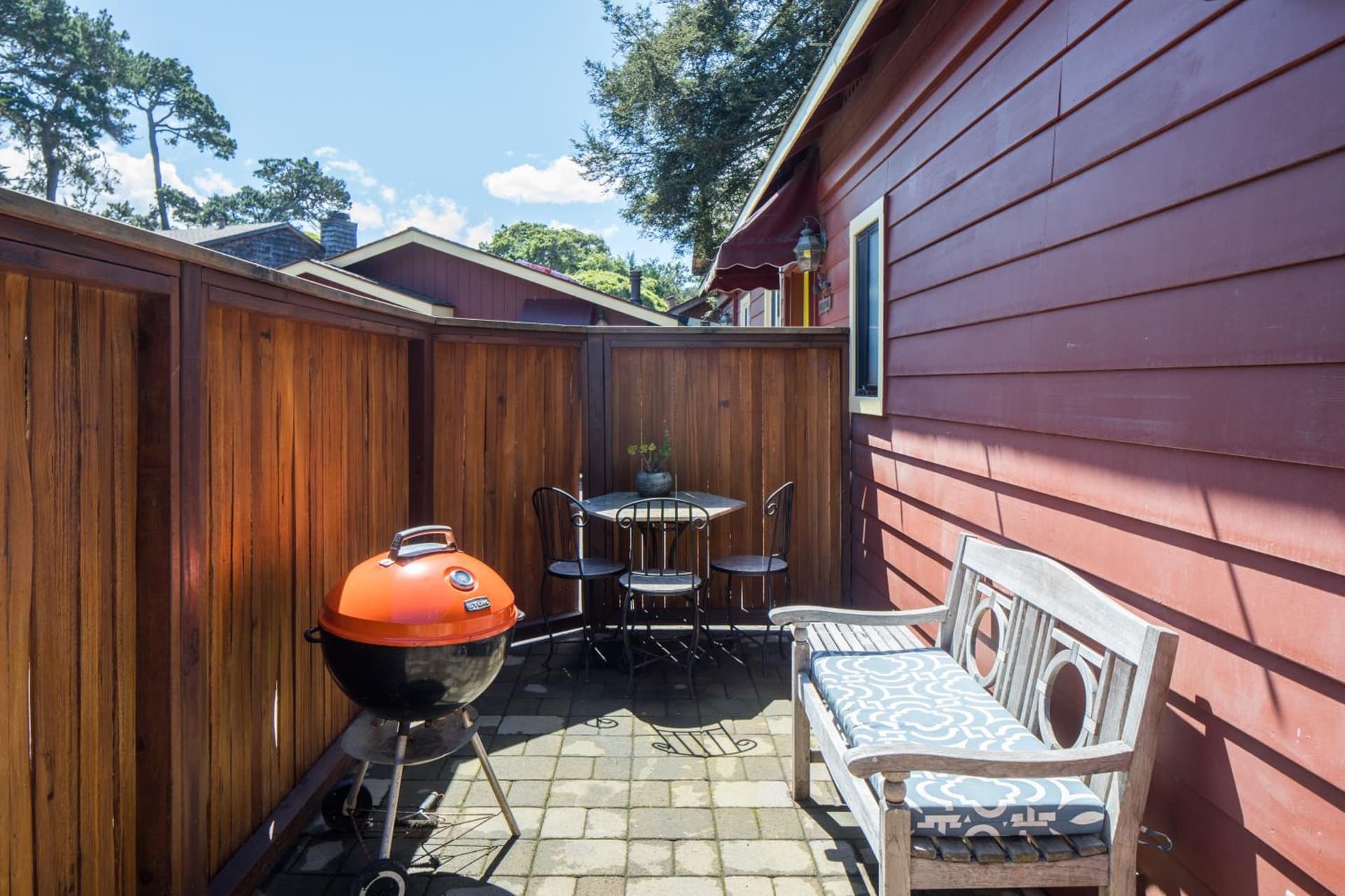 Andril Fireplace Cottages gallery photo in Pacific Grove, CA — image 41